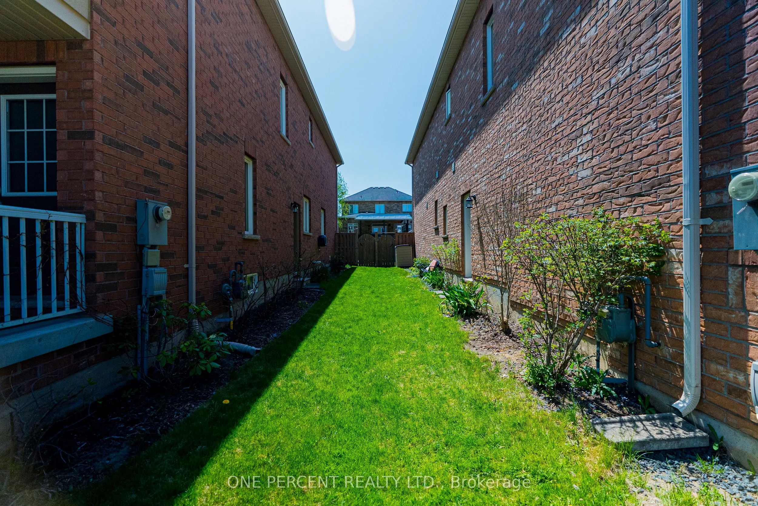 6 Duffel Crescent
