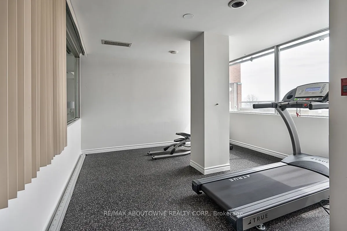 100 BRONTE Road, #205