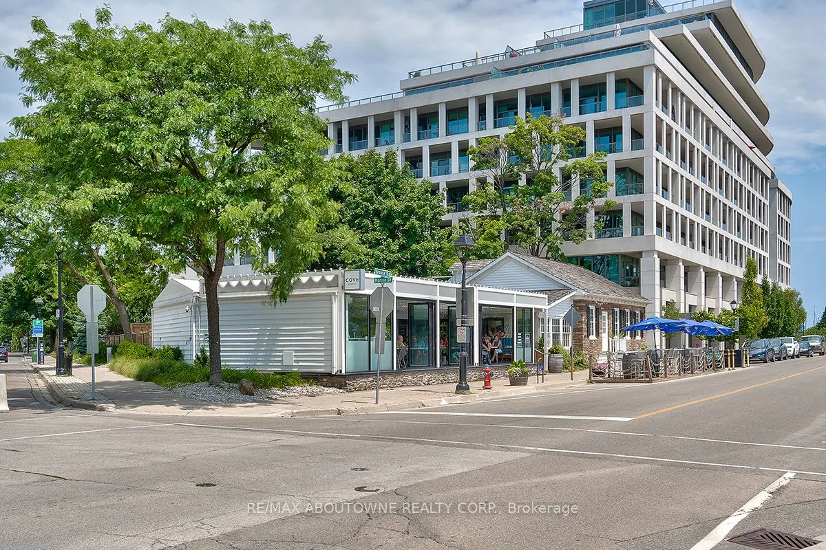 100 BRONTE Road, #205