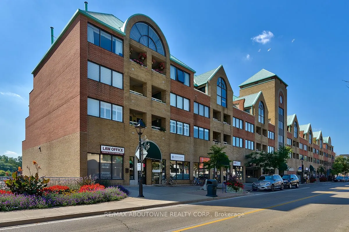 100 BRONTE Road, #205