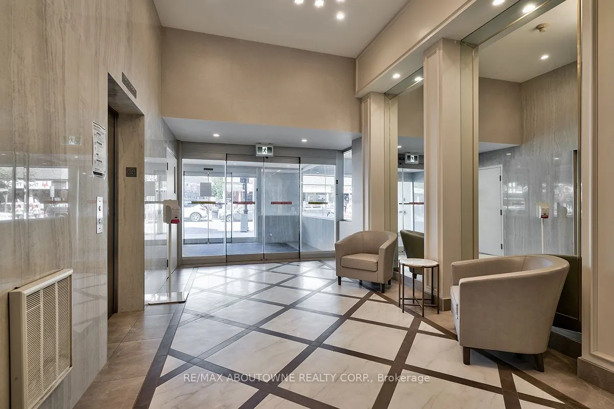 100 BRONTE Road, #205