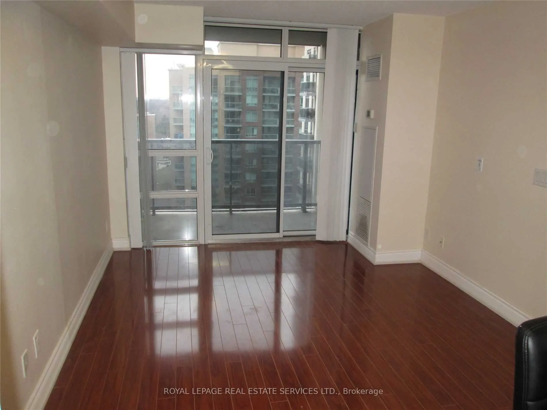 3 Michael Power Place, #1609