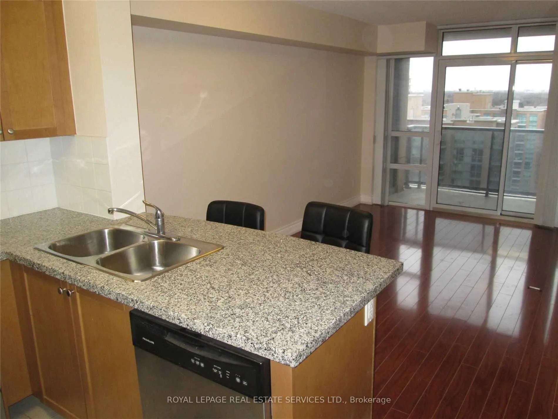 3 Michael Power Place, #1609