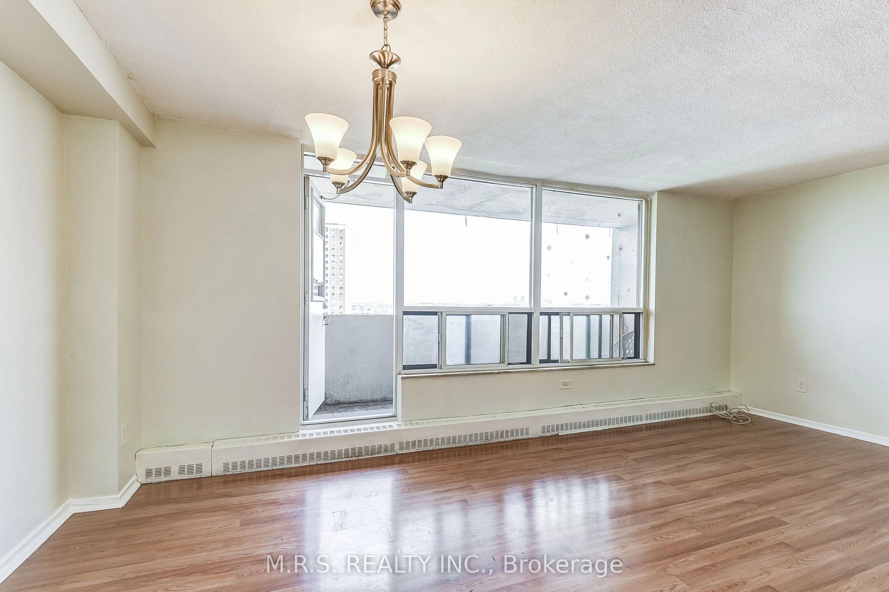 3390 Weston Road, #1502