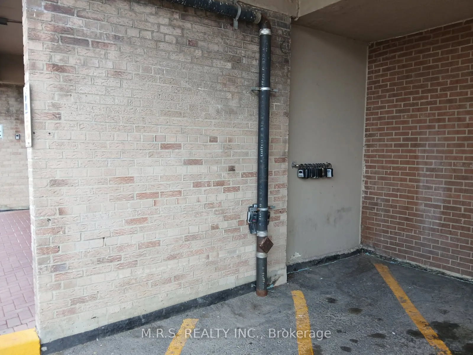3390 Weston Road, #1502