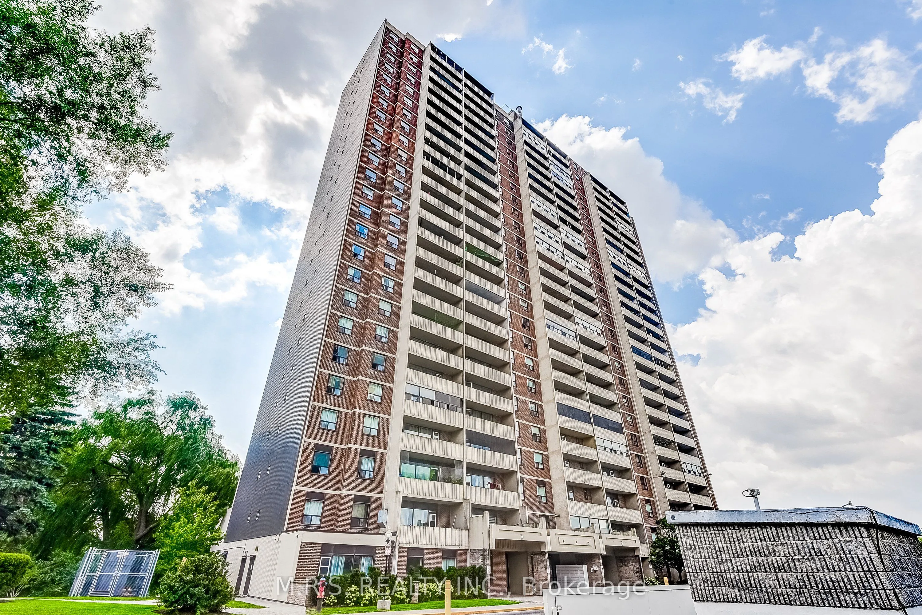 3390 Weston Road, #1502