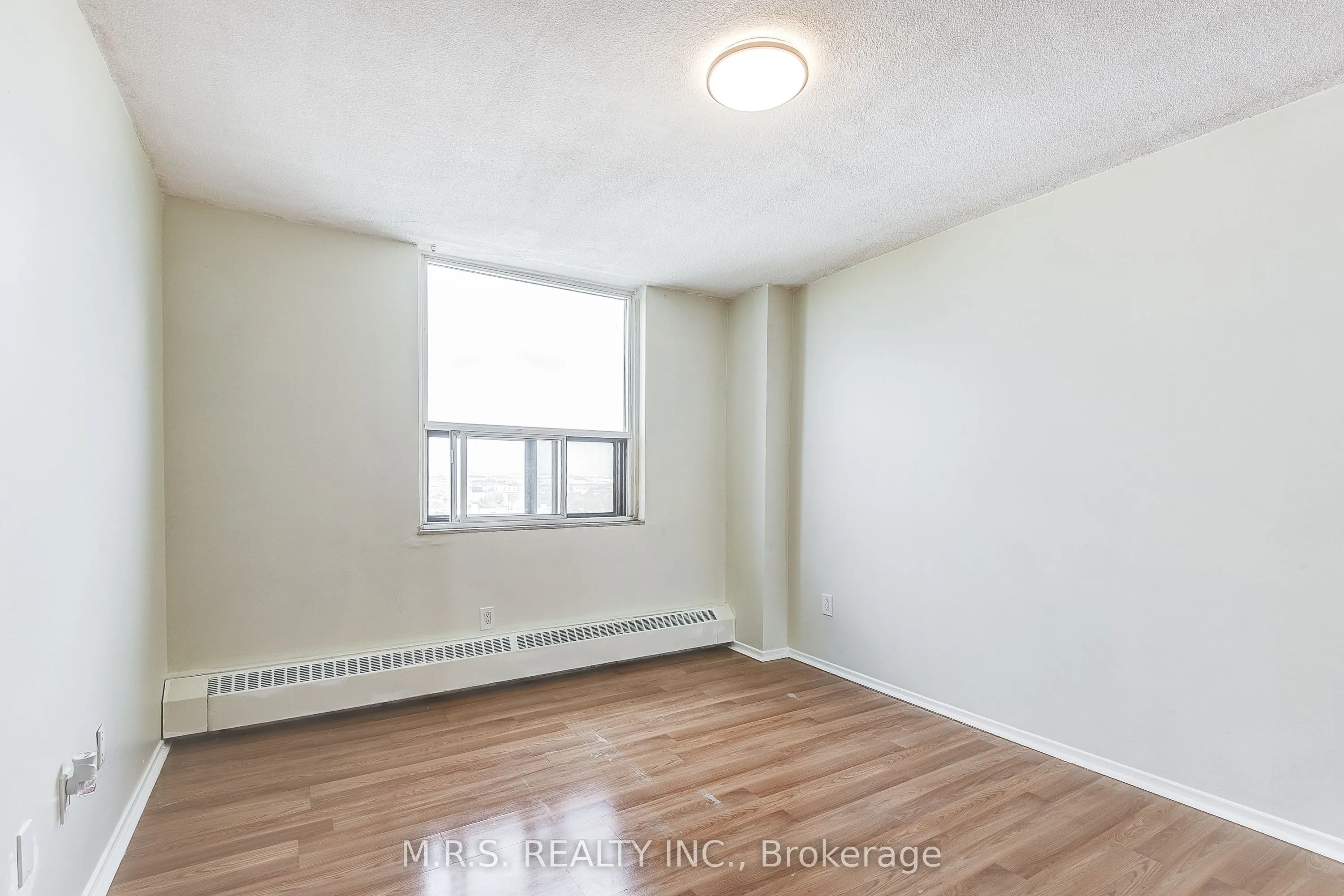 3390 Weston Road, #1502