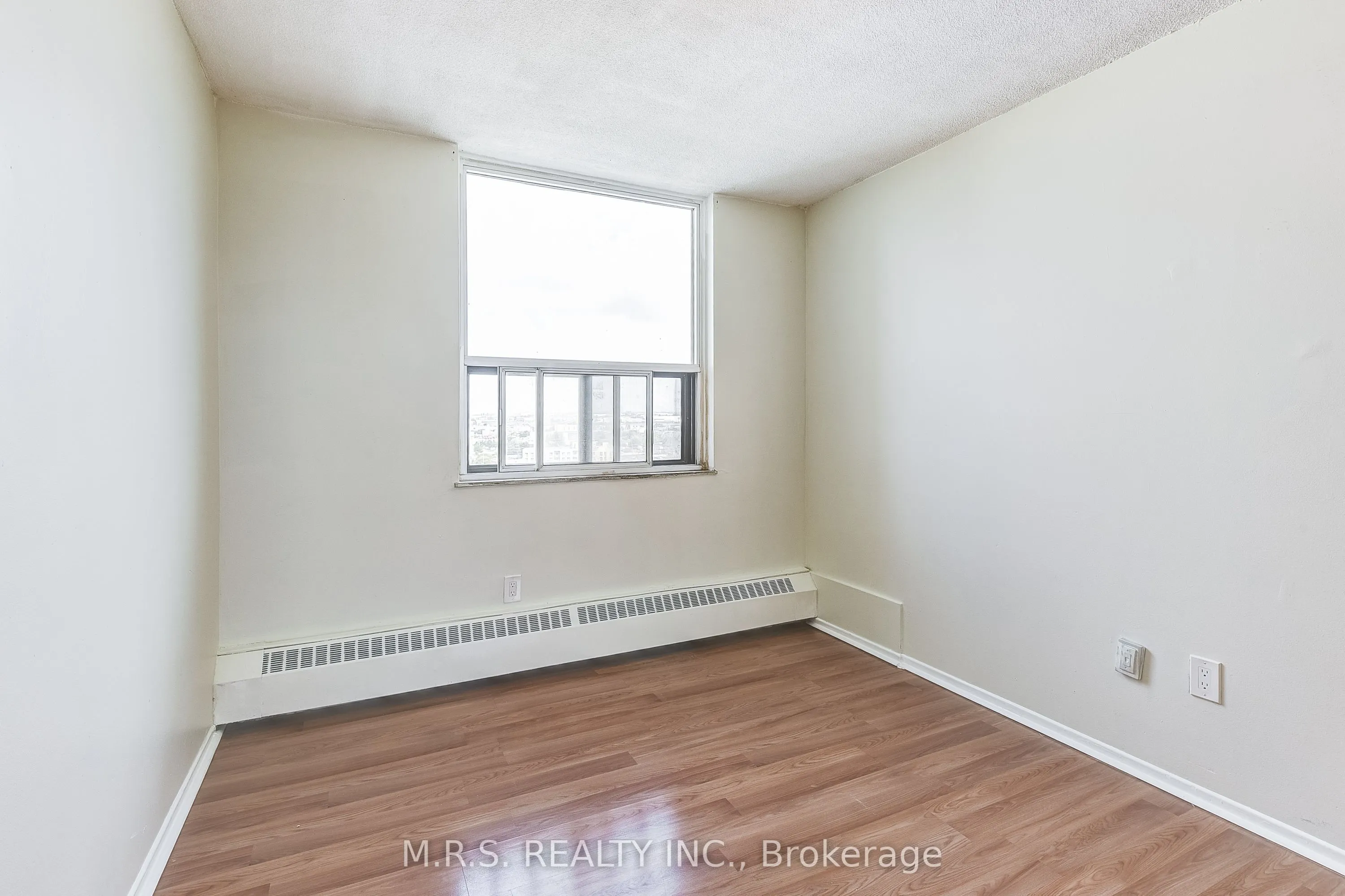 3390 Weston Road, #1502