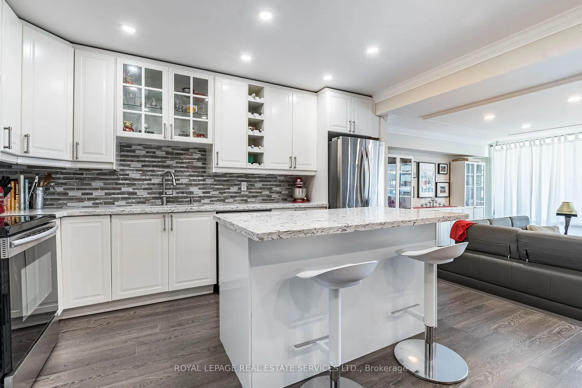 240 Scarlett Road, #1310