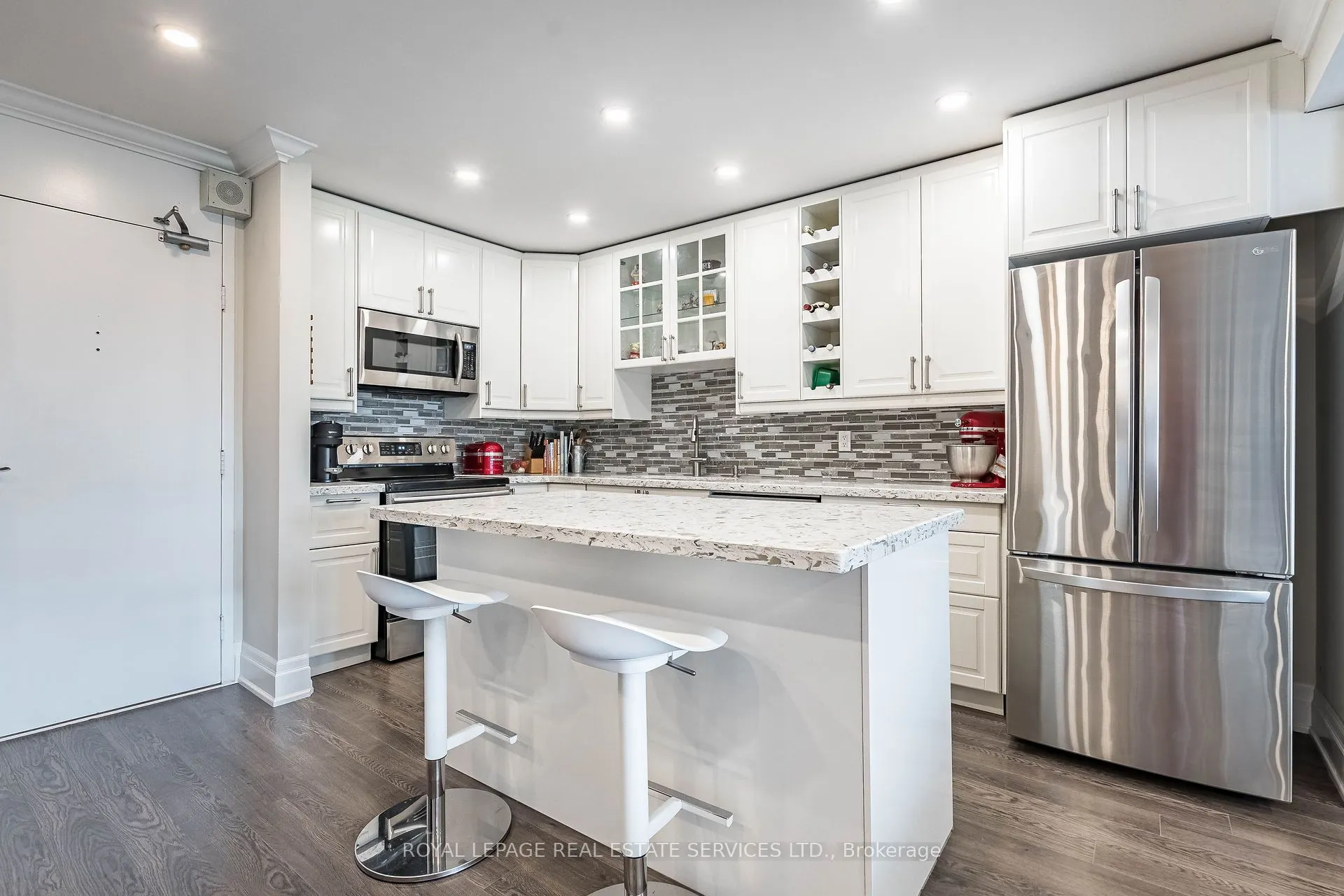 240 Scarlett Road, #1310