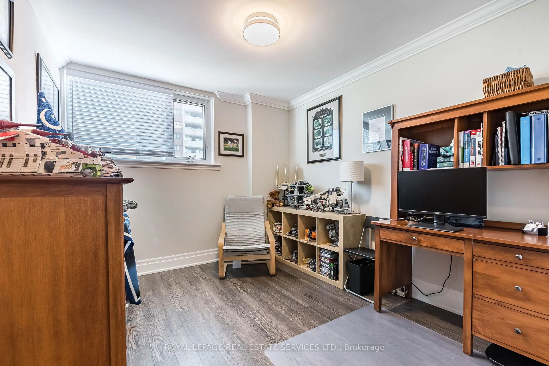 240 Scarlett Road, #1310