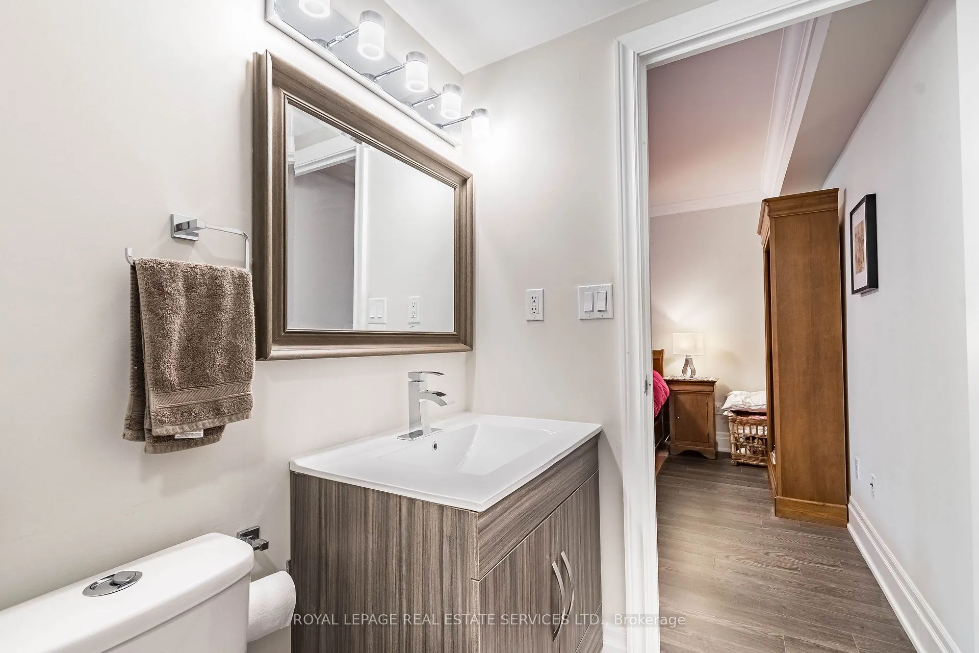 240 Scarlett Road, #1310