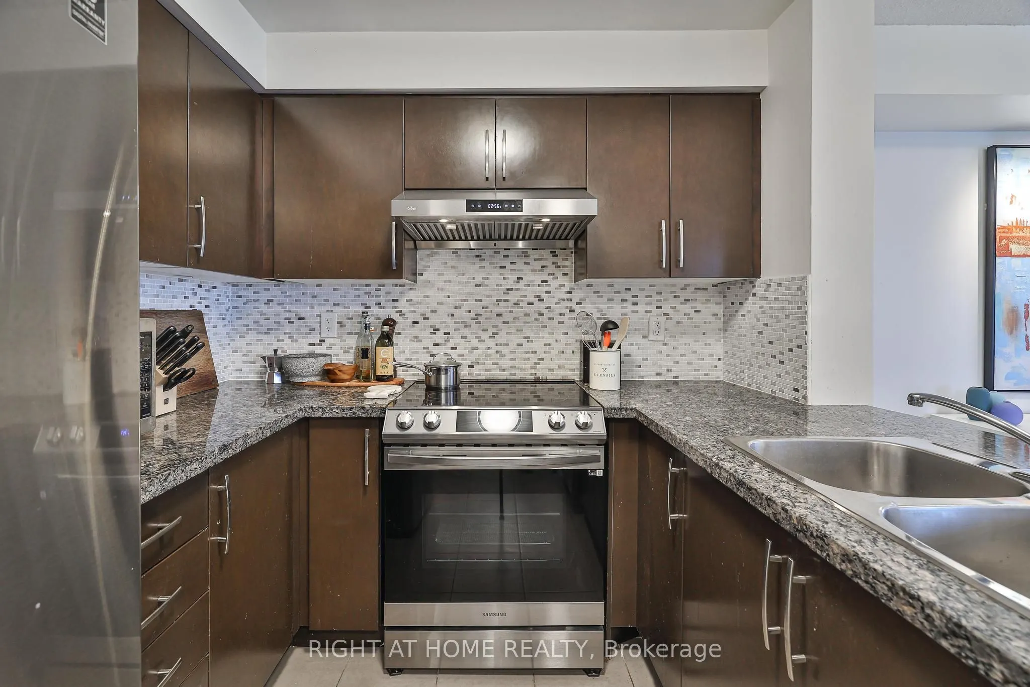 3 Michael Power Place, #2402