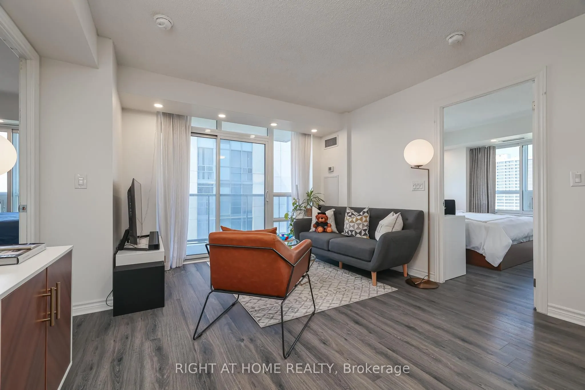 3 Michael Power Place, #2402