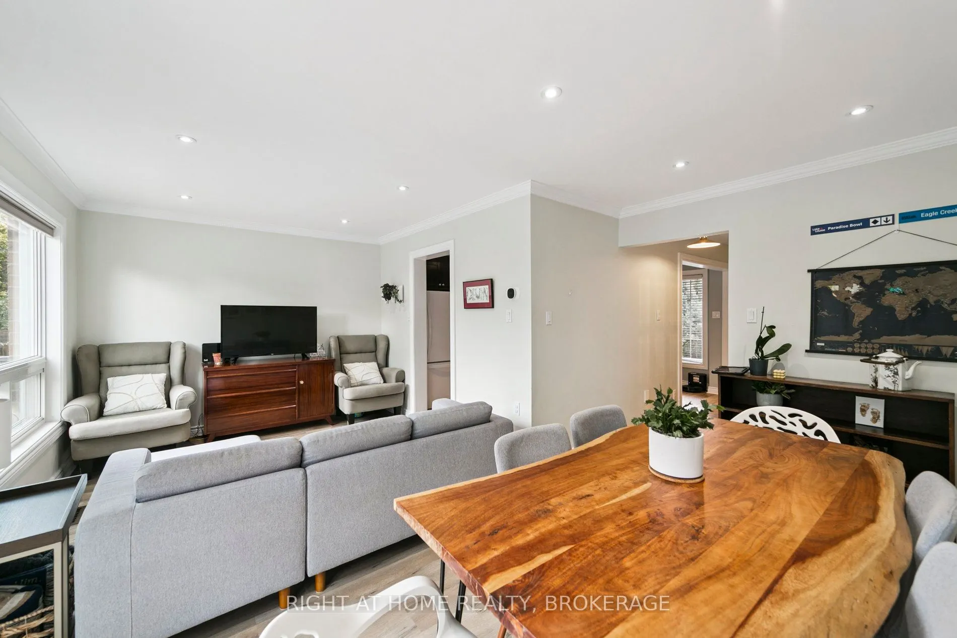 550 Eliza Crescent