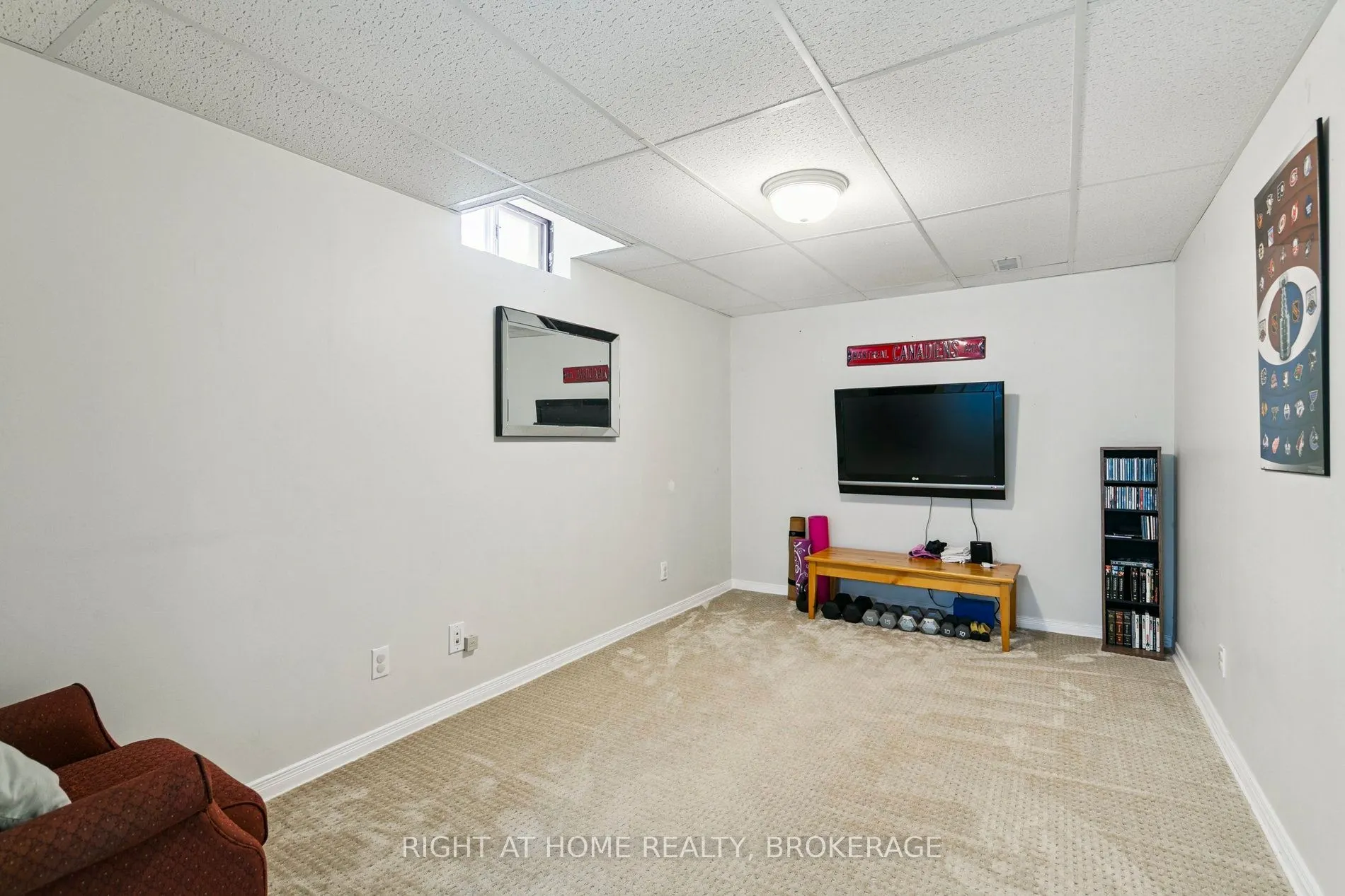 550 Eliza Crescent