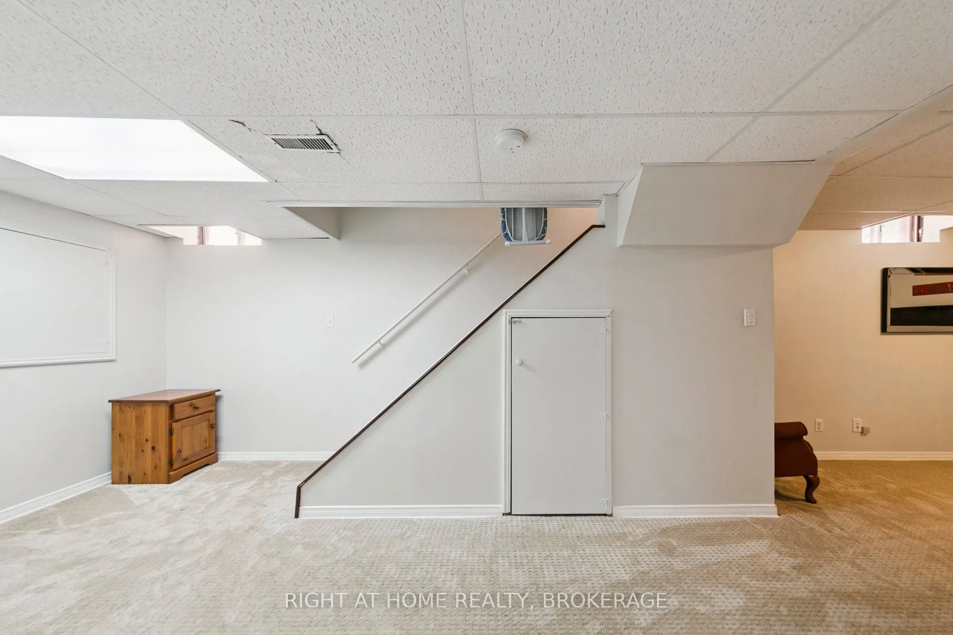 550 Eliza Crescent