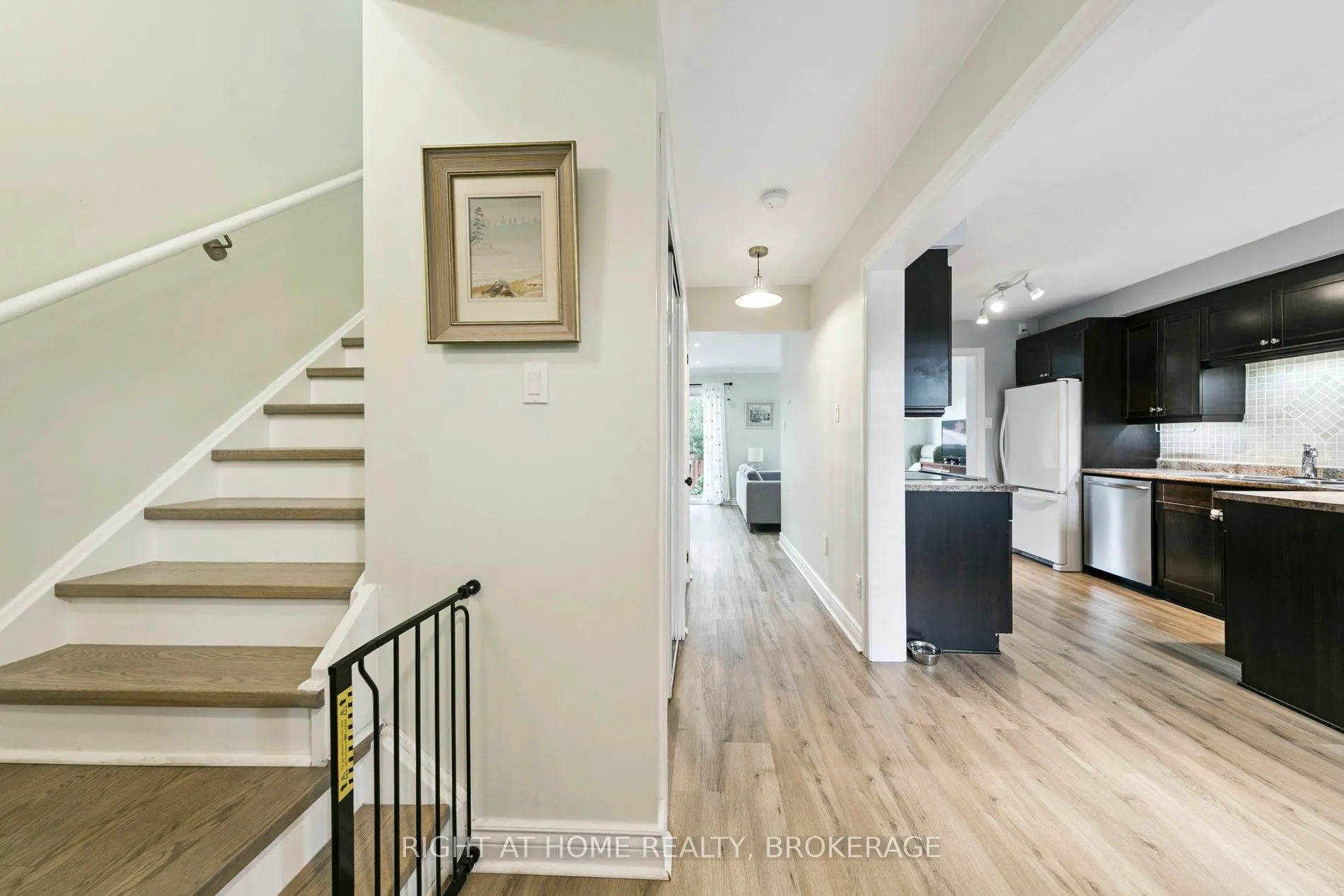 550 Eliza Crescent