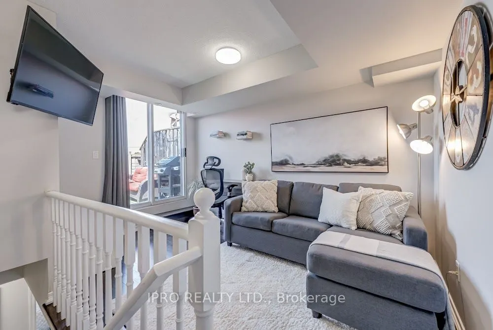 351 Wallace Ave Avenue, #264