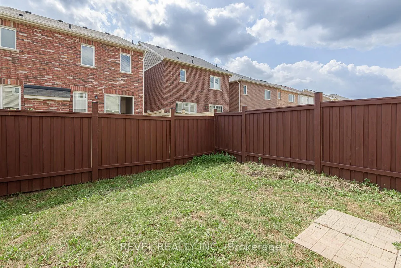 9 Lothbury Drive