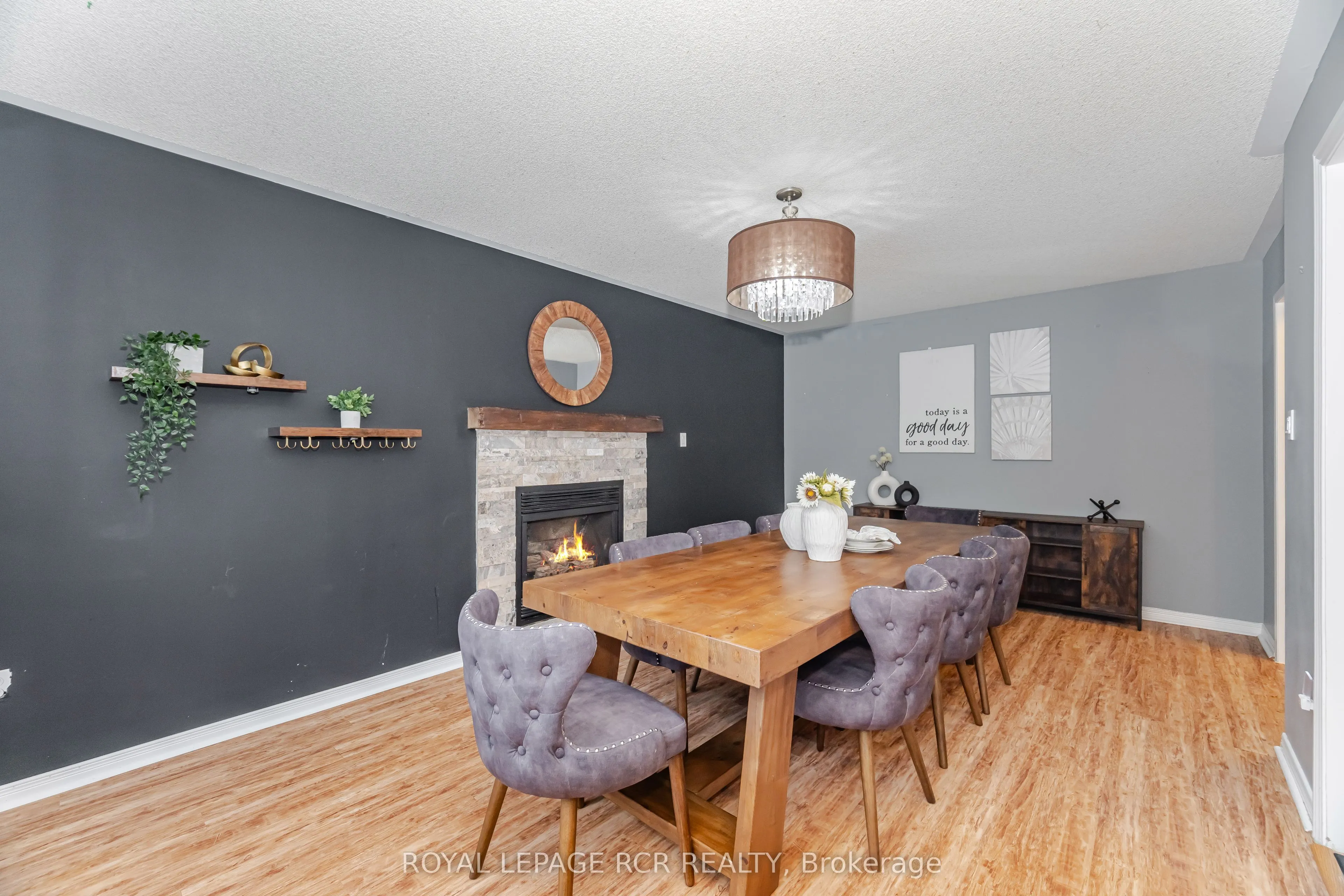 417 Kingsview Drive