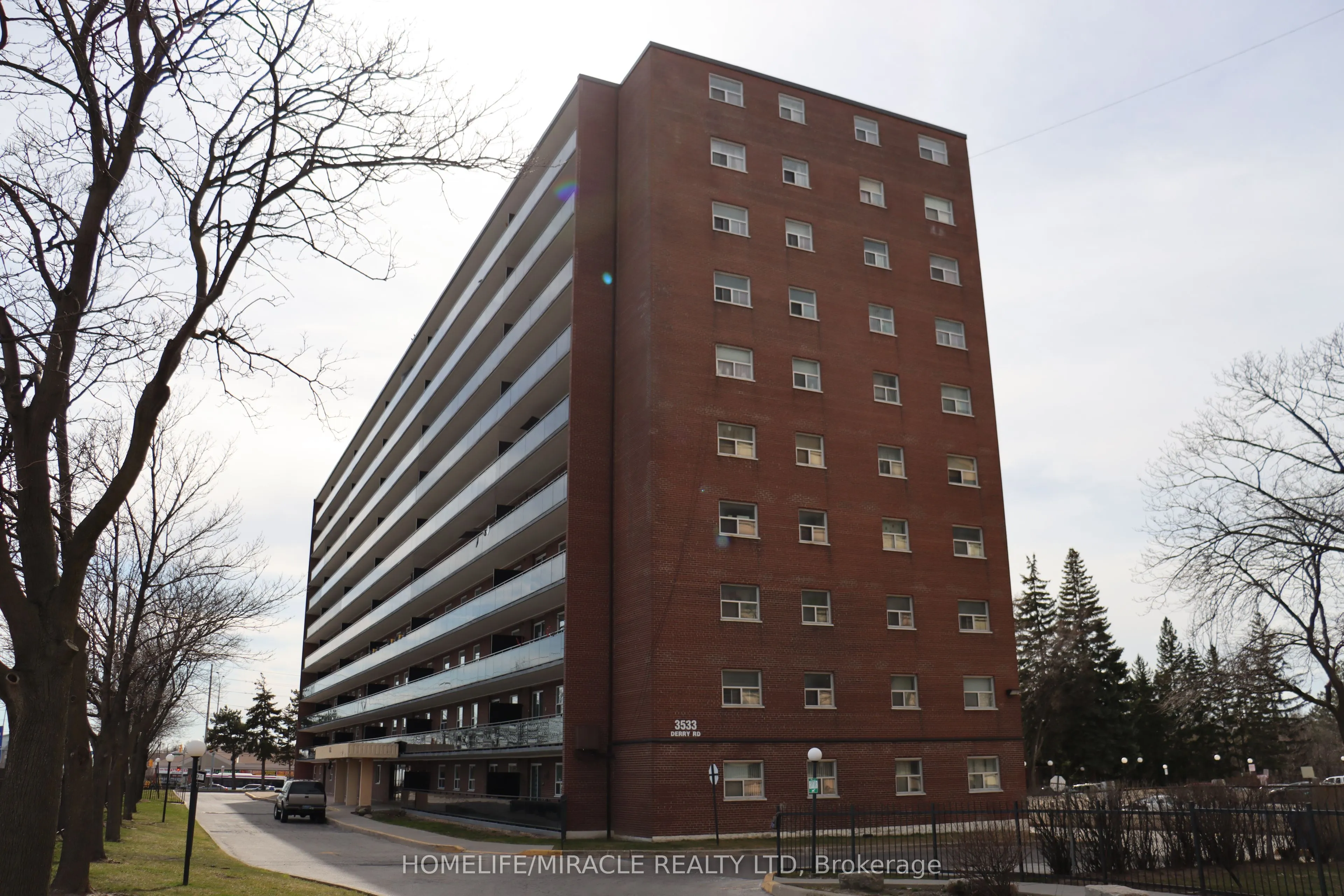 3533 Derry Road E, #608
