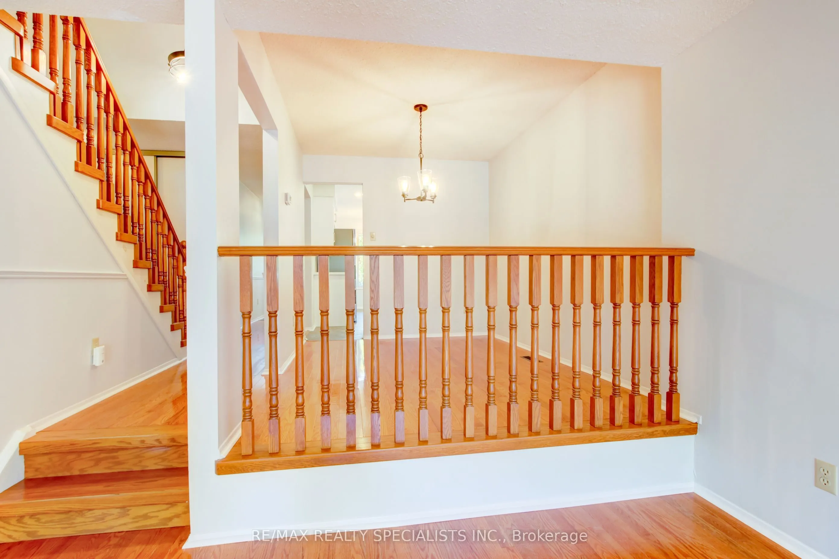 4120 Stonemason Crescent