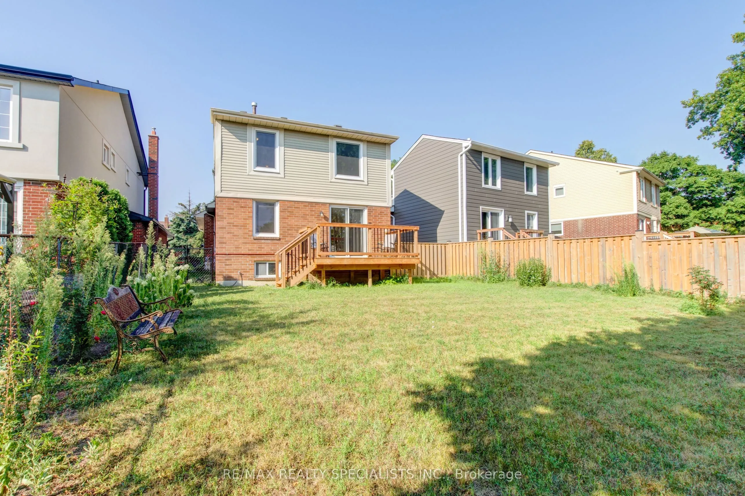 4120 Stonemason Crescent