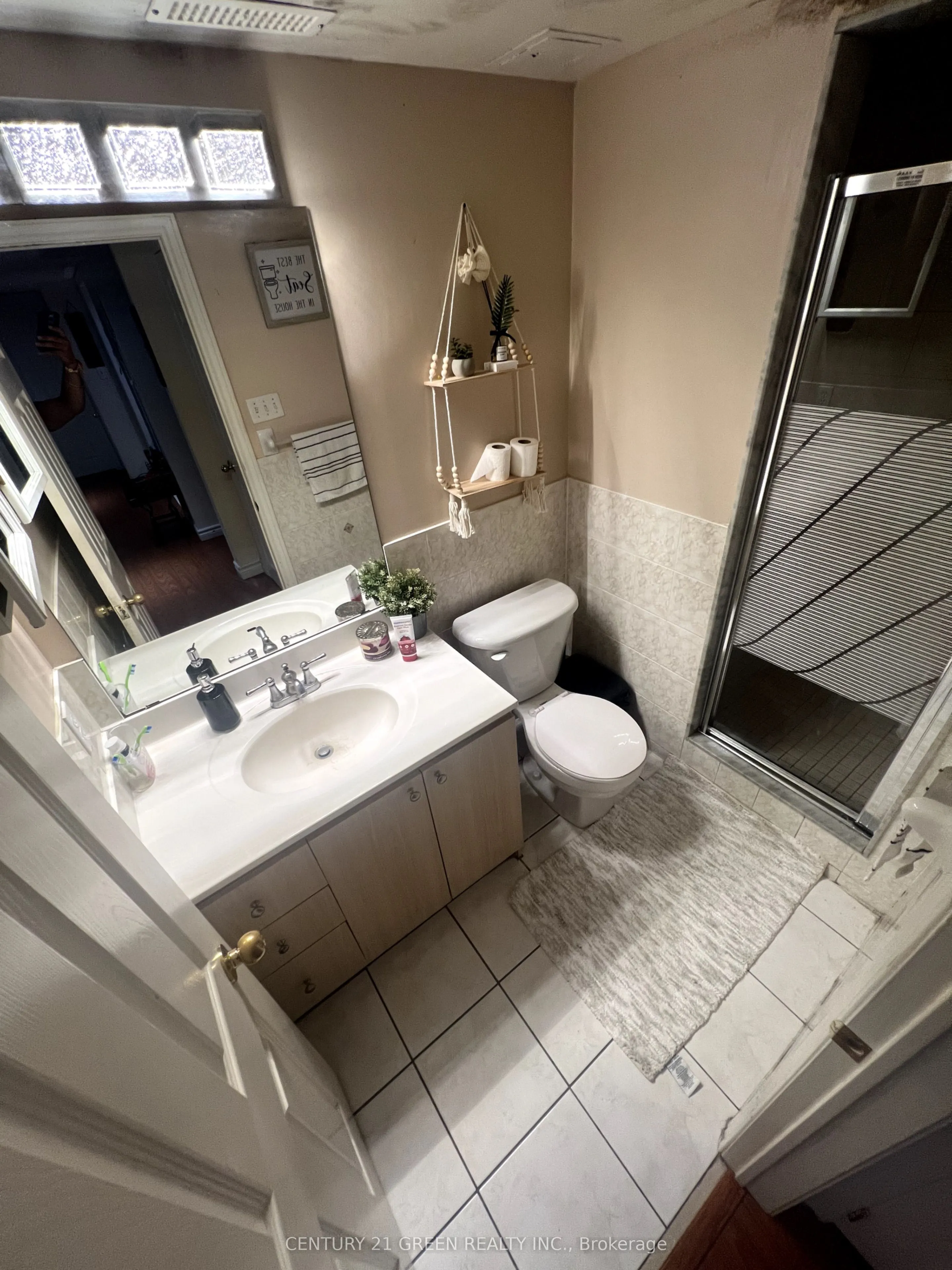 7290 Aldercrest Drive, #Lower