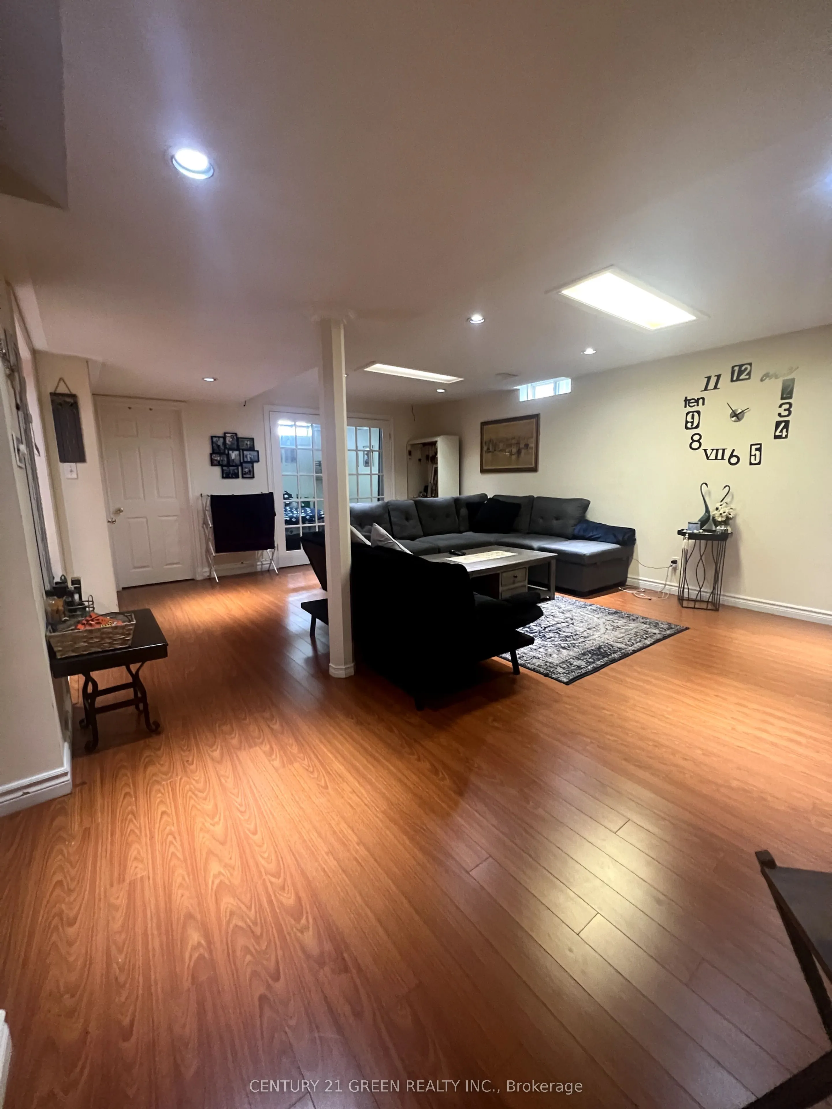 7290 Aldercrest Drive, #Lower