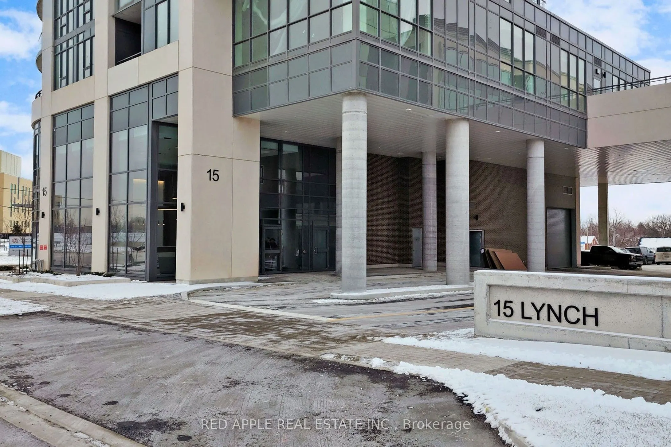 15 Lynch Street, #2203