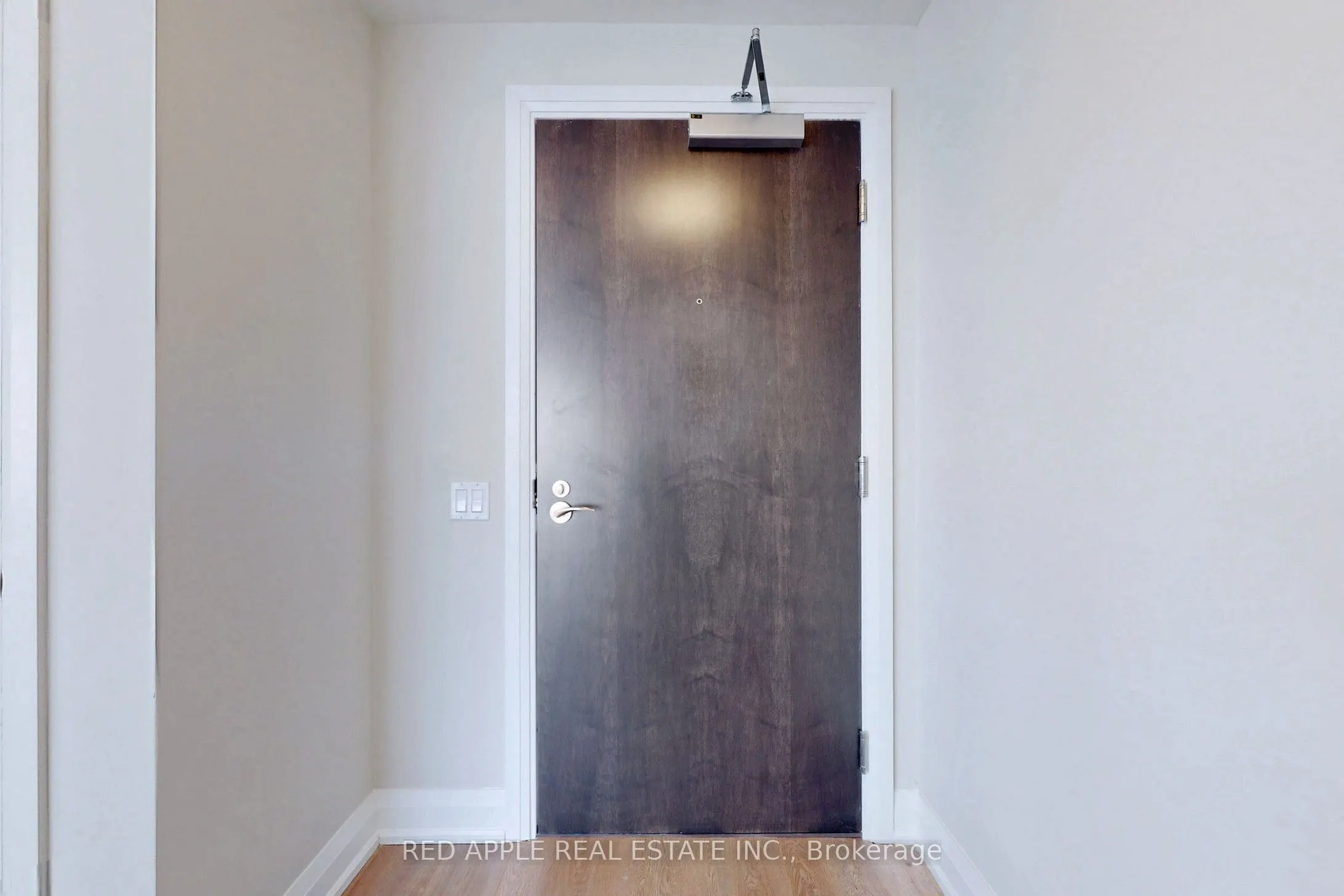 15 Lynch Street, #2203
