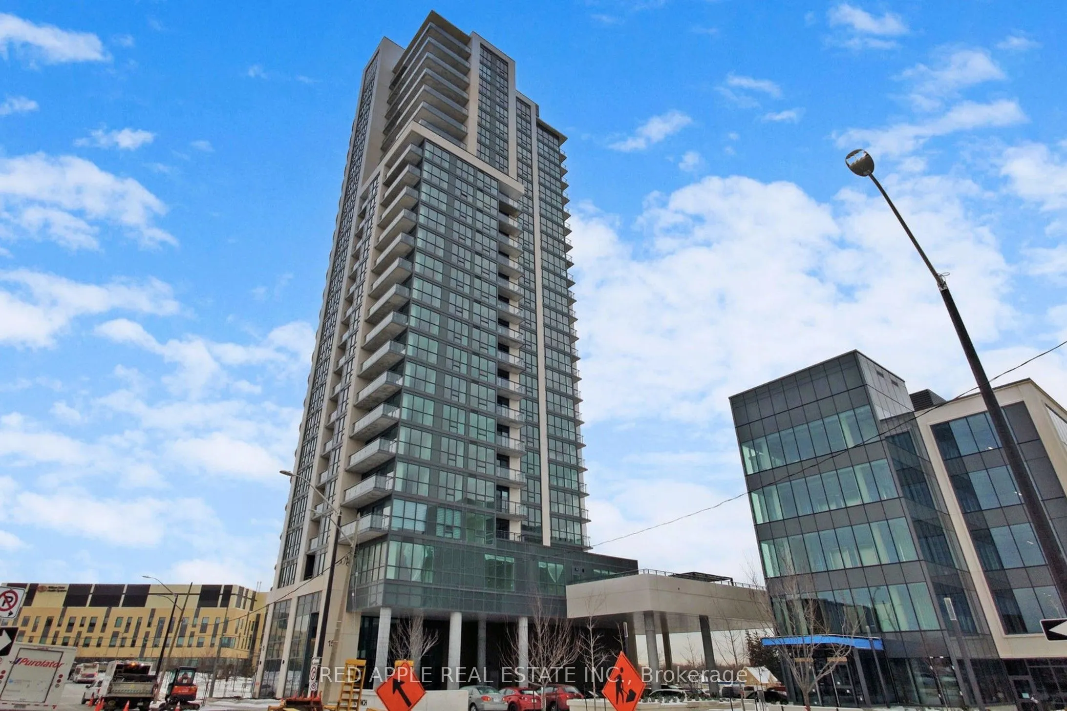 15 Lynch Street, #2203