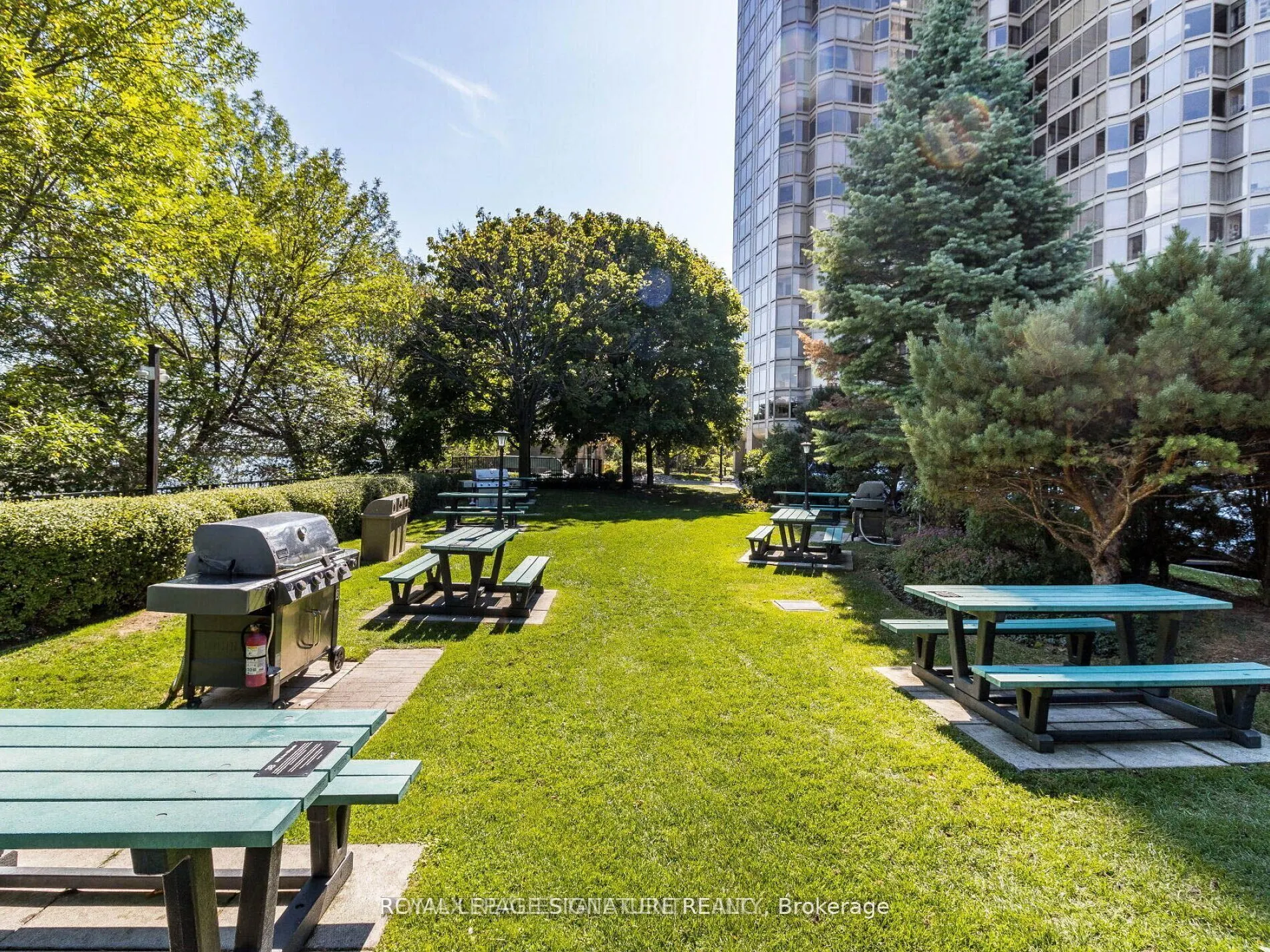 1 Palace Pier Court, #2108