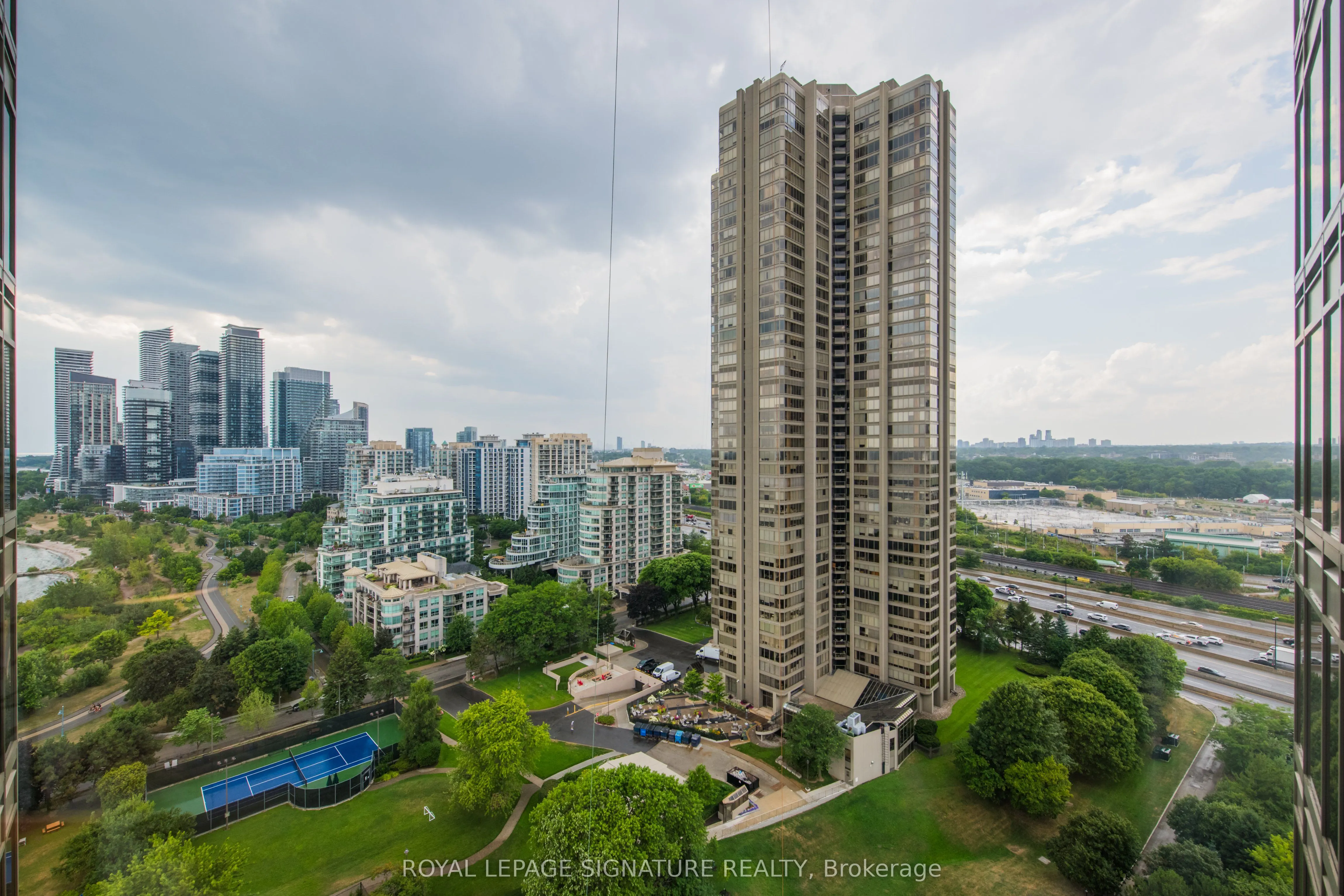 1 Palace Pier Court, #2108