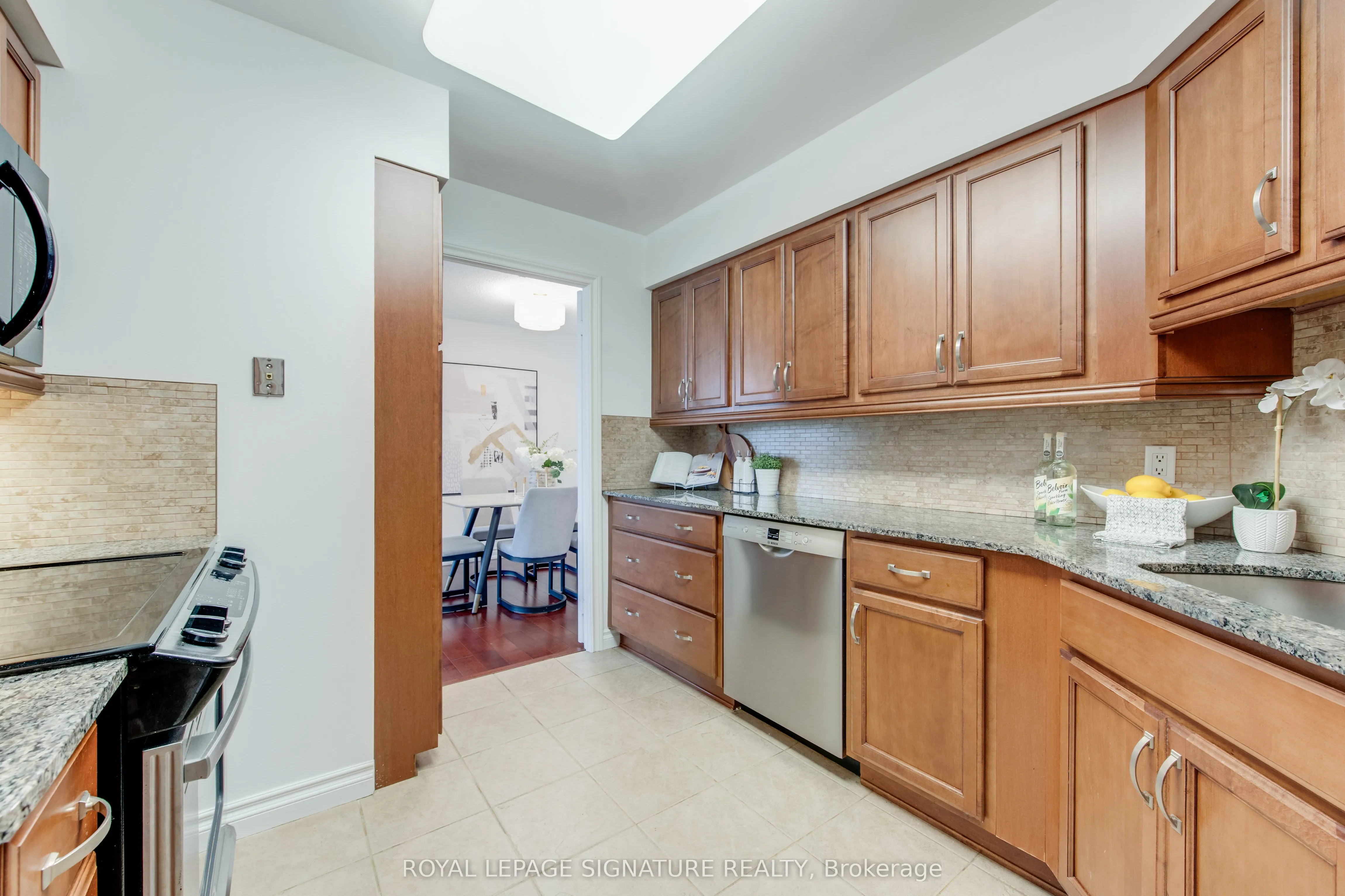 1 Palace Pier Court, #2108