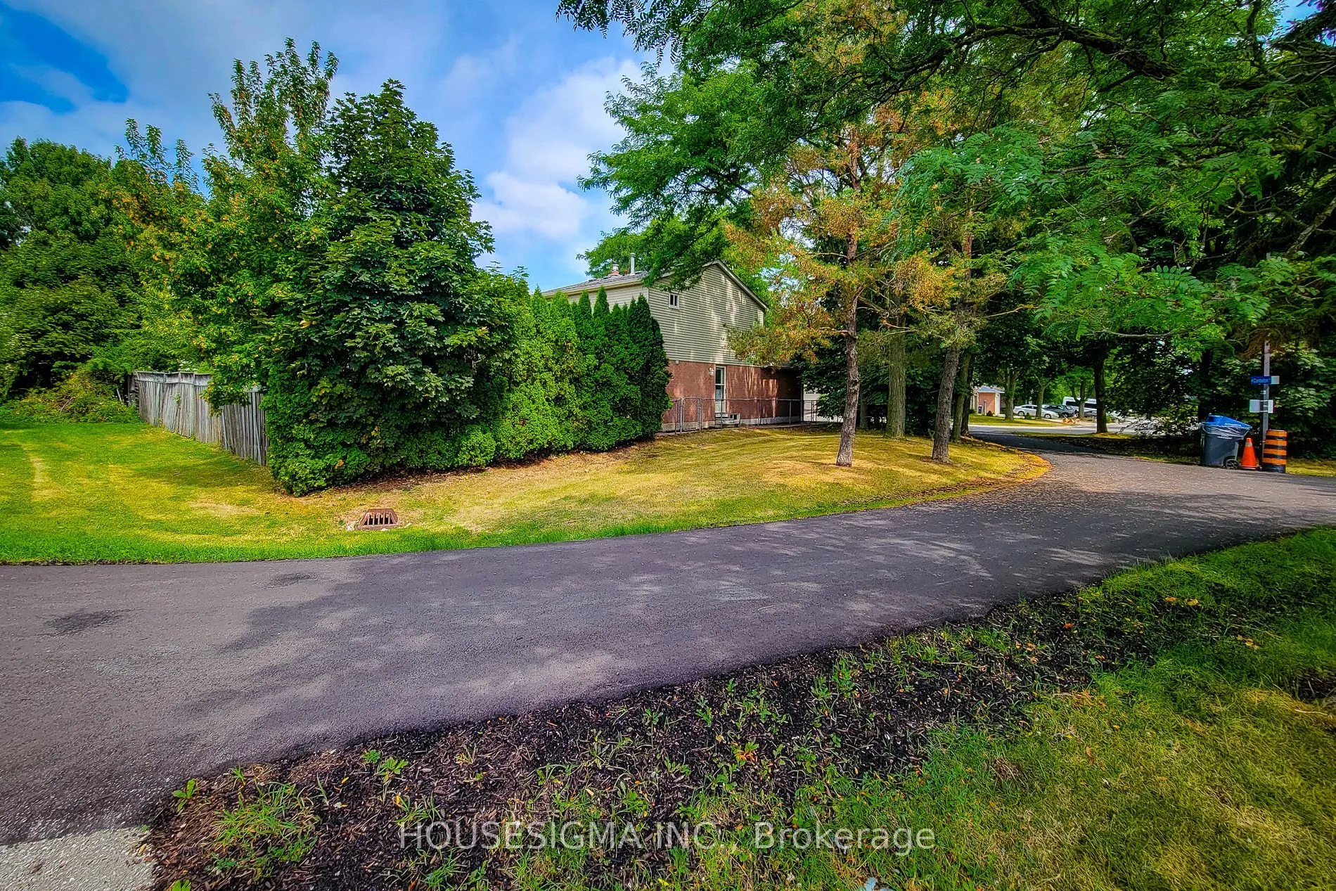 3111 Cantelon Crescent