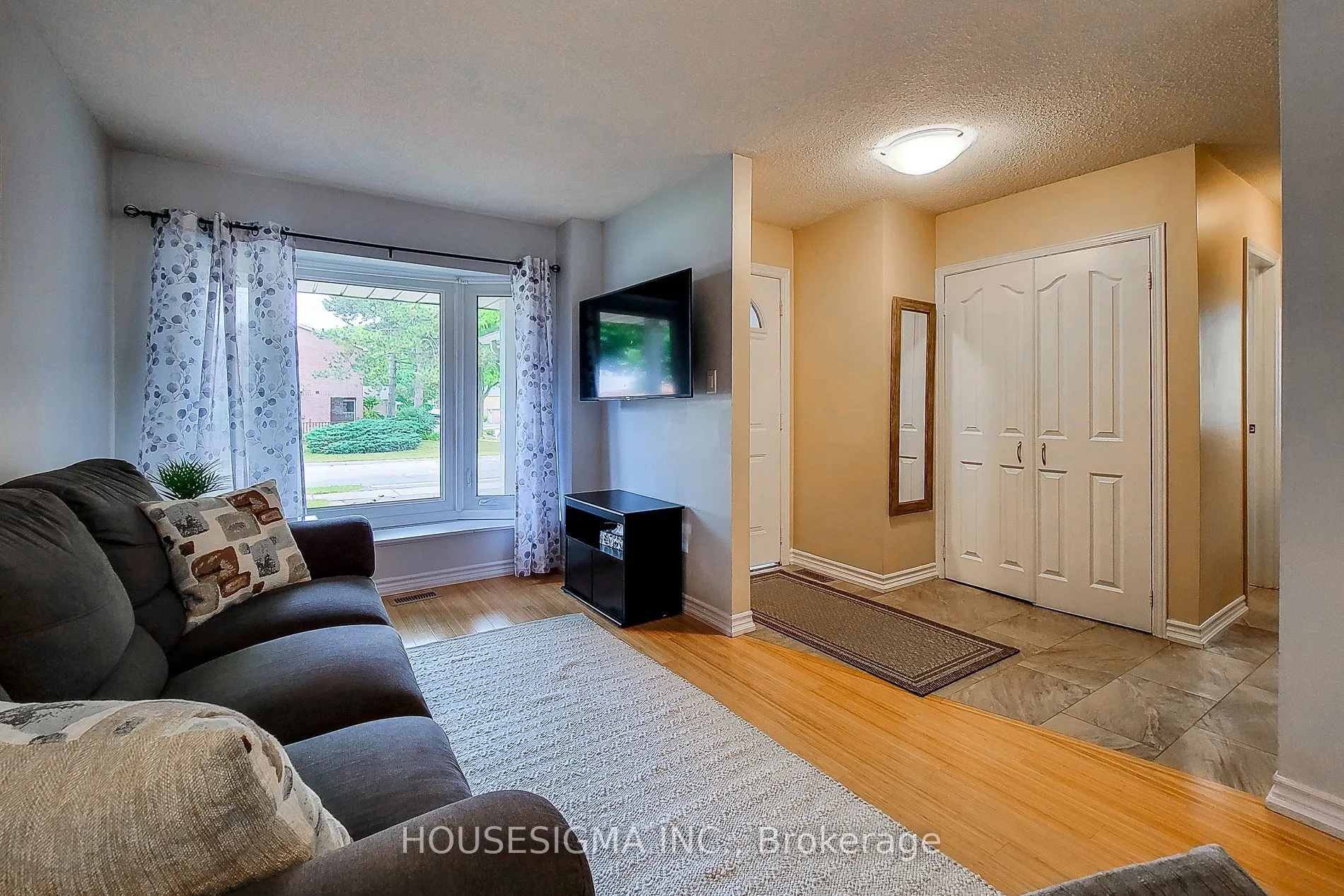 3111 Cantelon Crescent