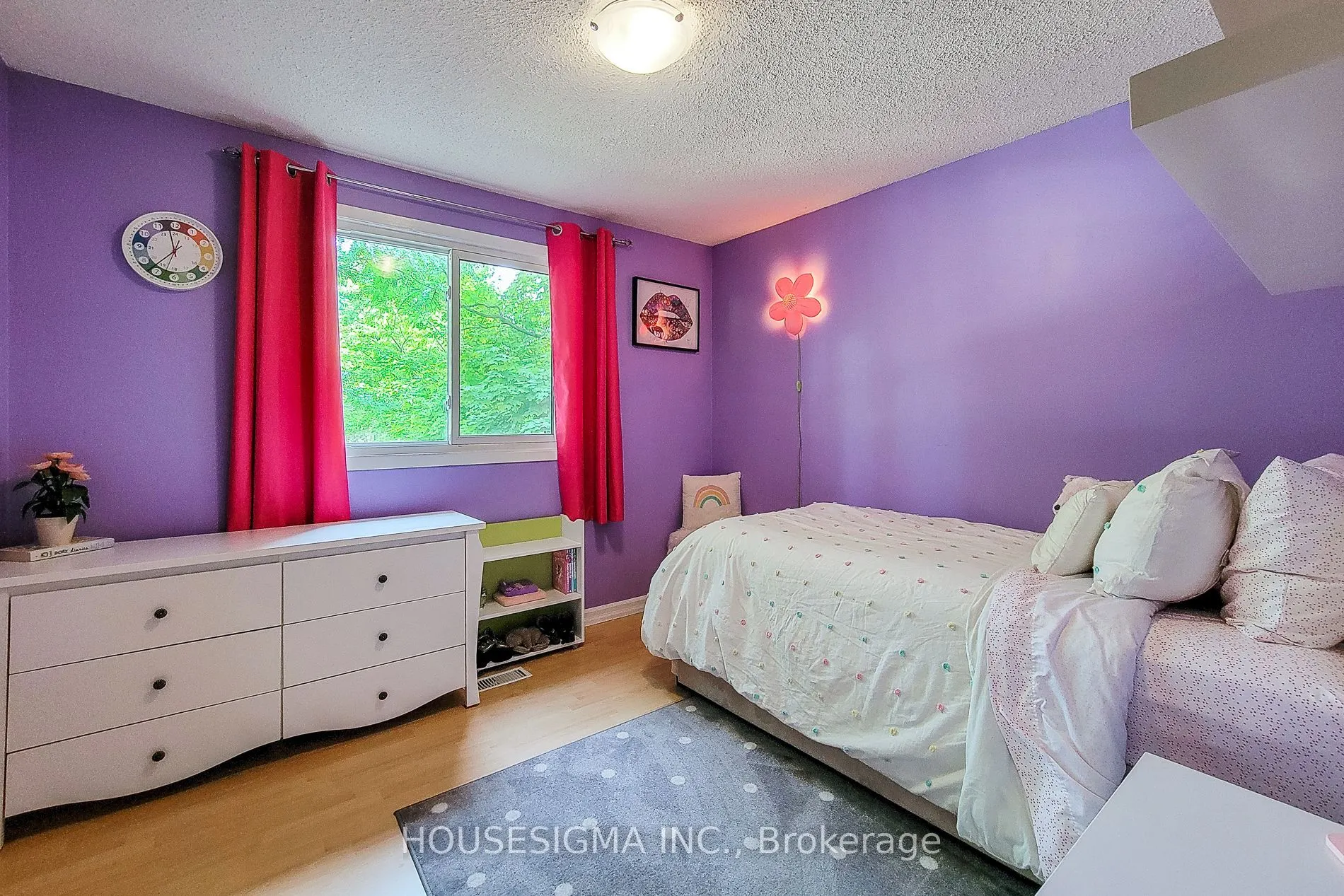 3111 Cantelon Crescent