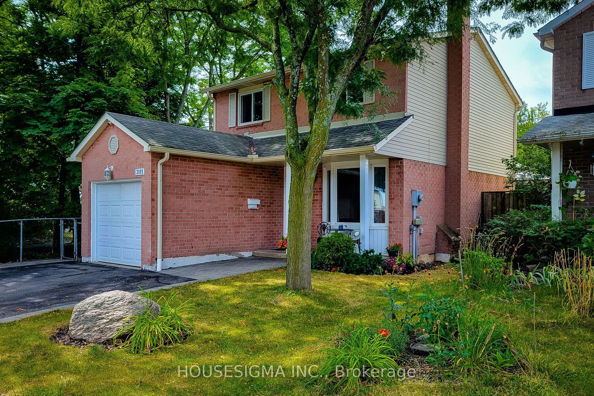 3111 Cantelon Crescent