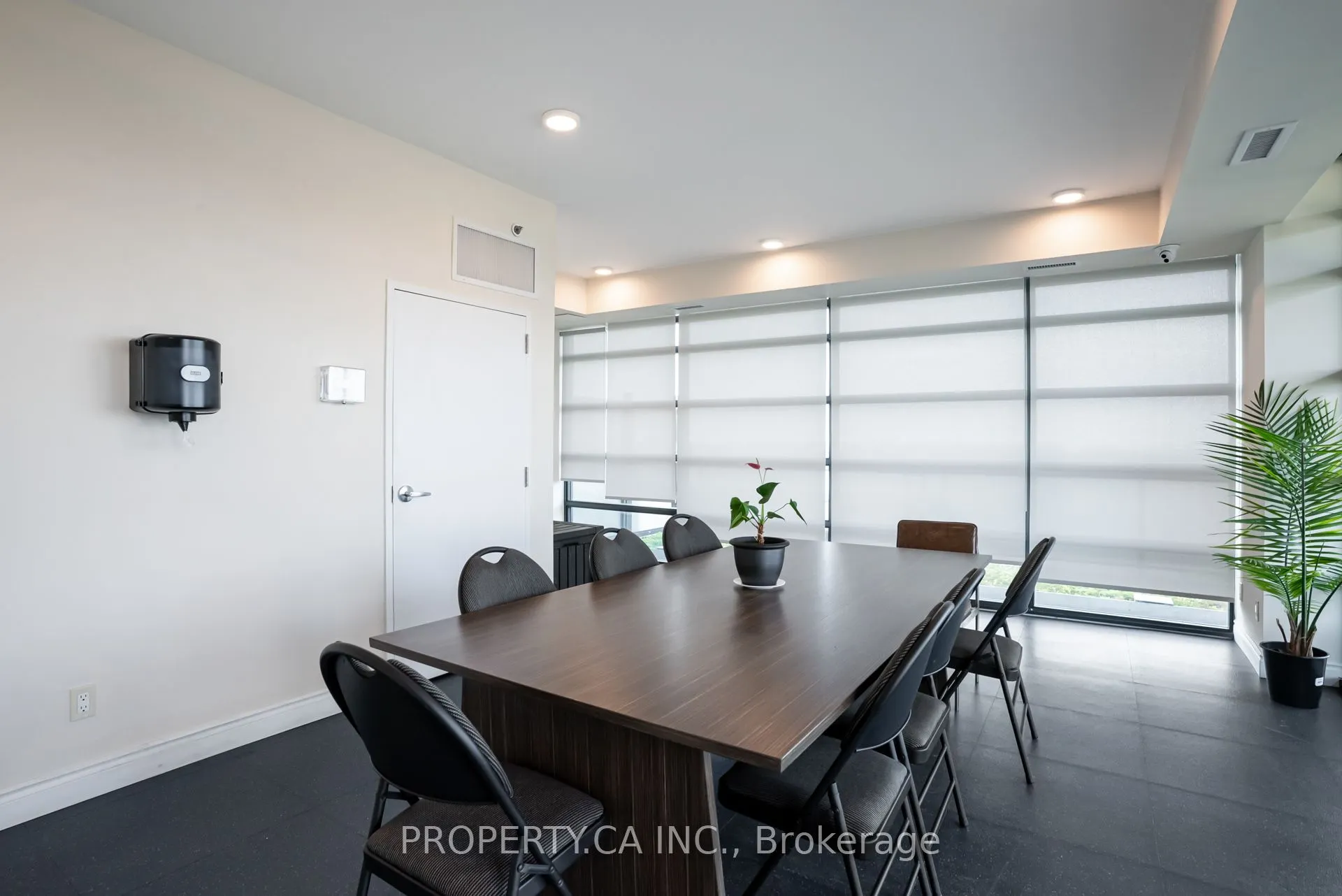 2522 Keele Street, #704