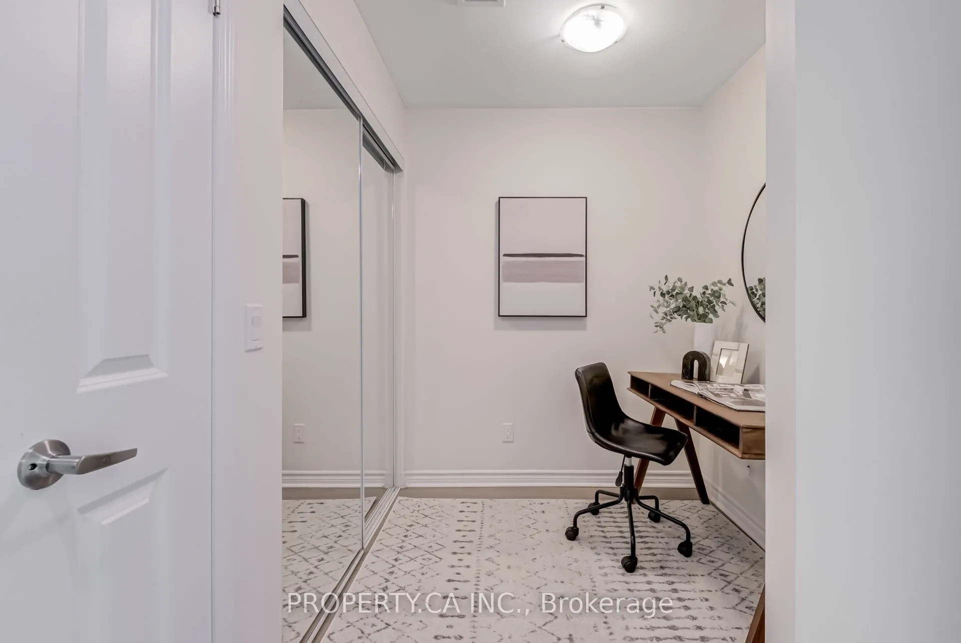 2522 Keele Street, #704