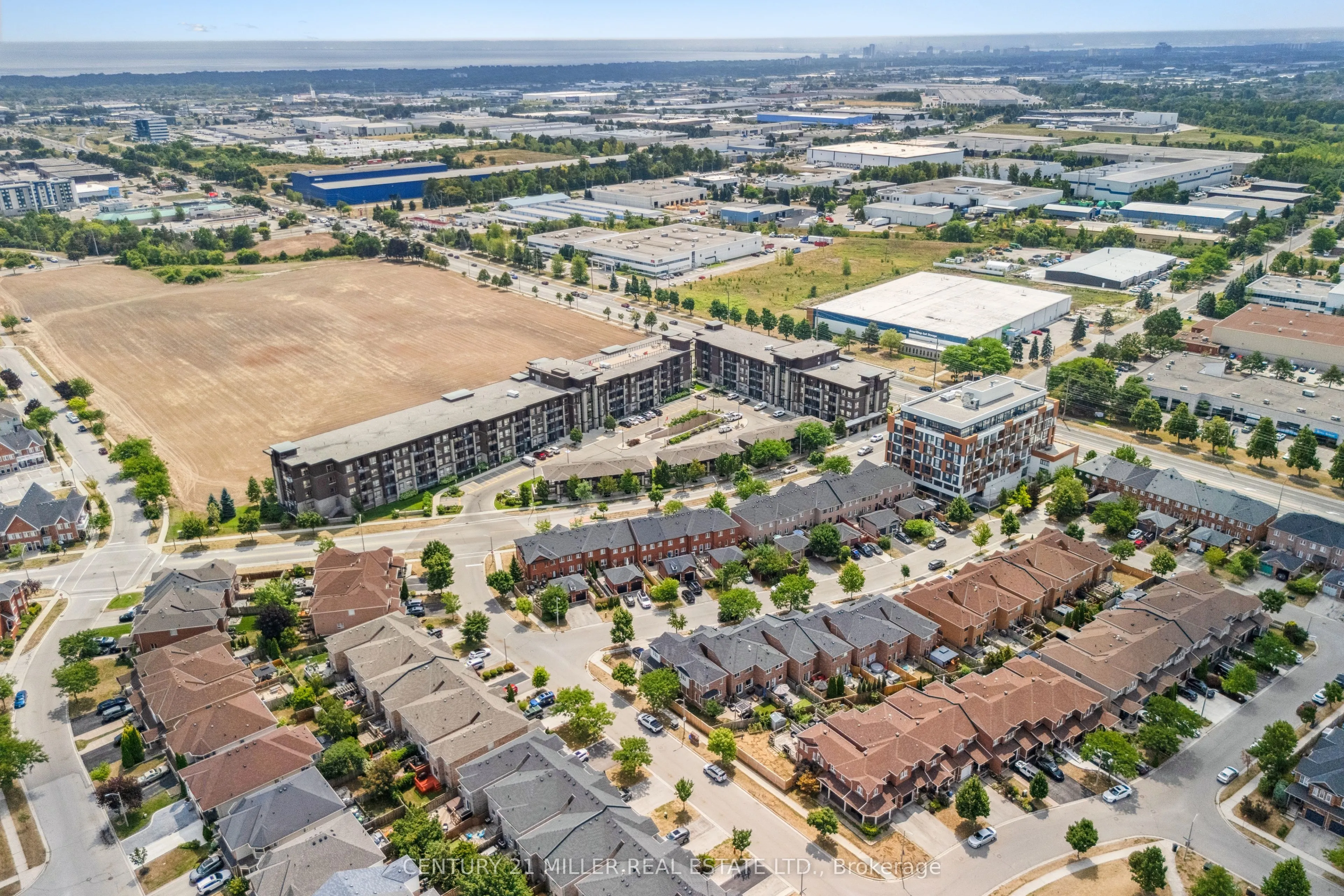 1745 Cobra Crescent