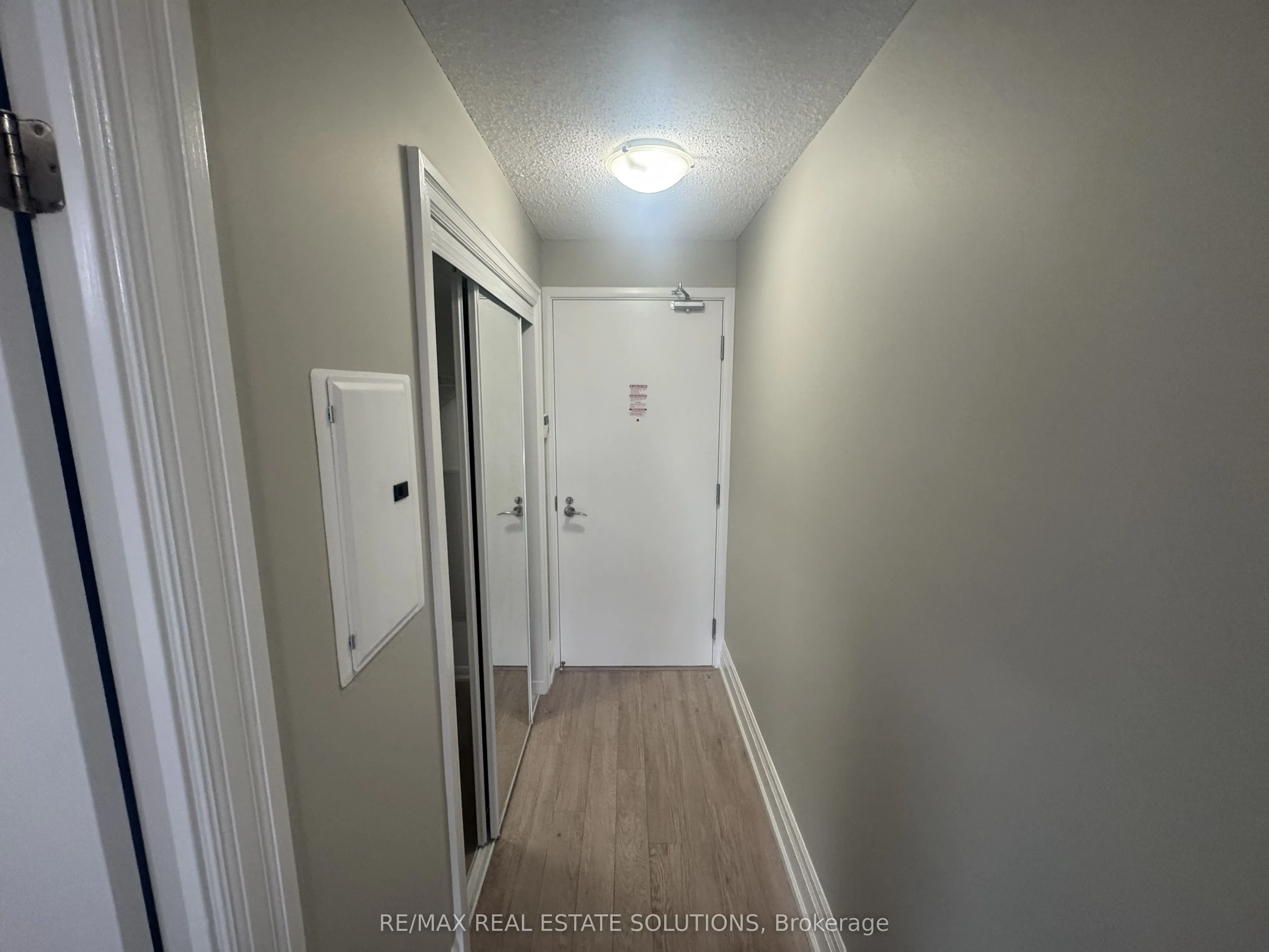 800 Lawrence Avenue W, #516