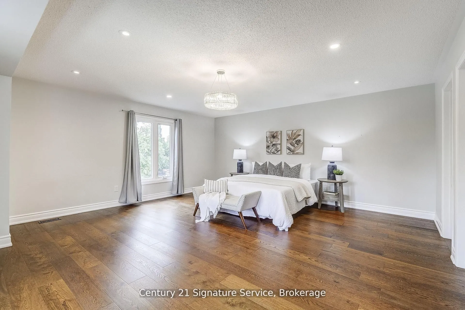5531 Middlebury Drive