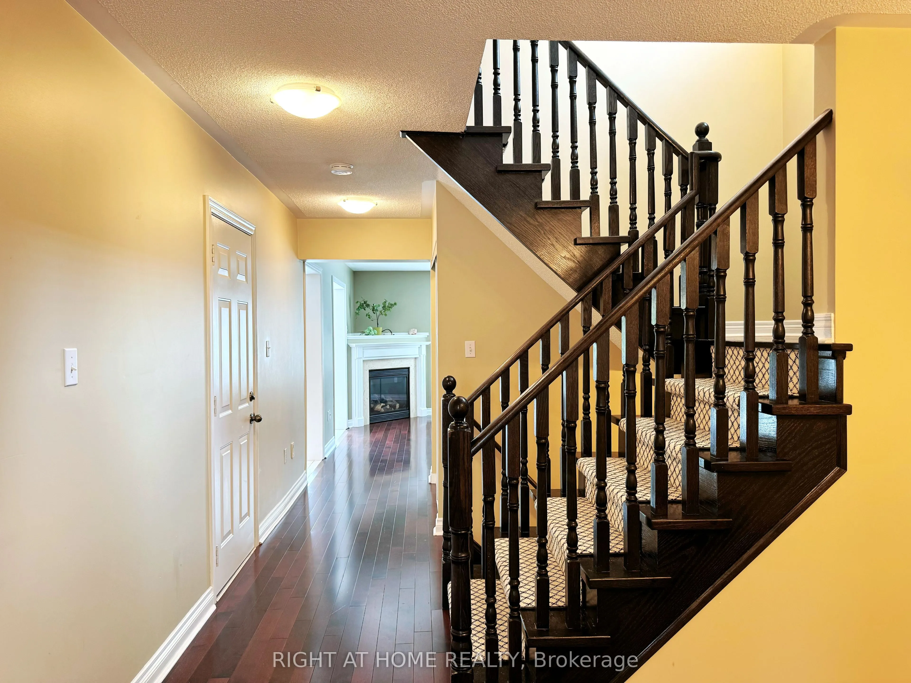 3063 Highbourne Crescent