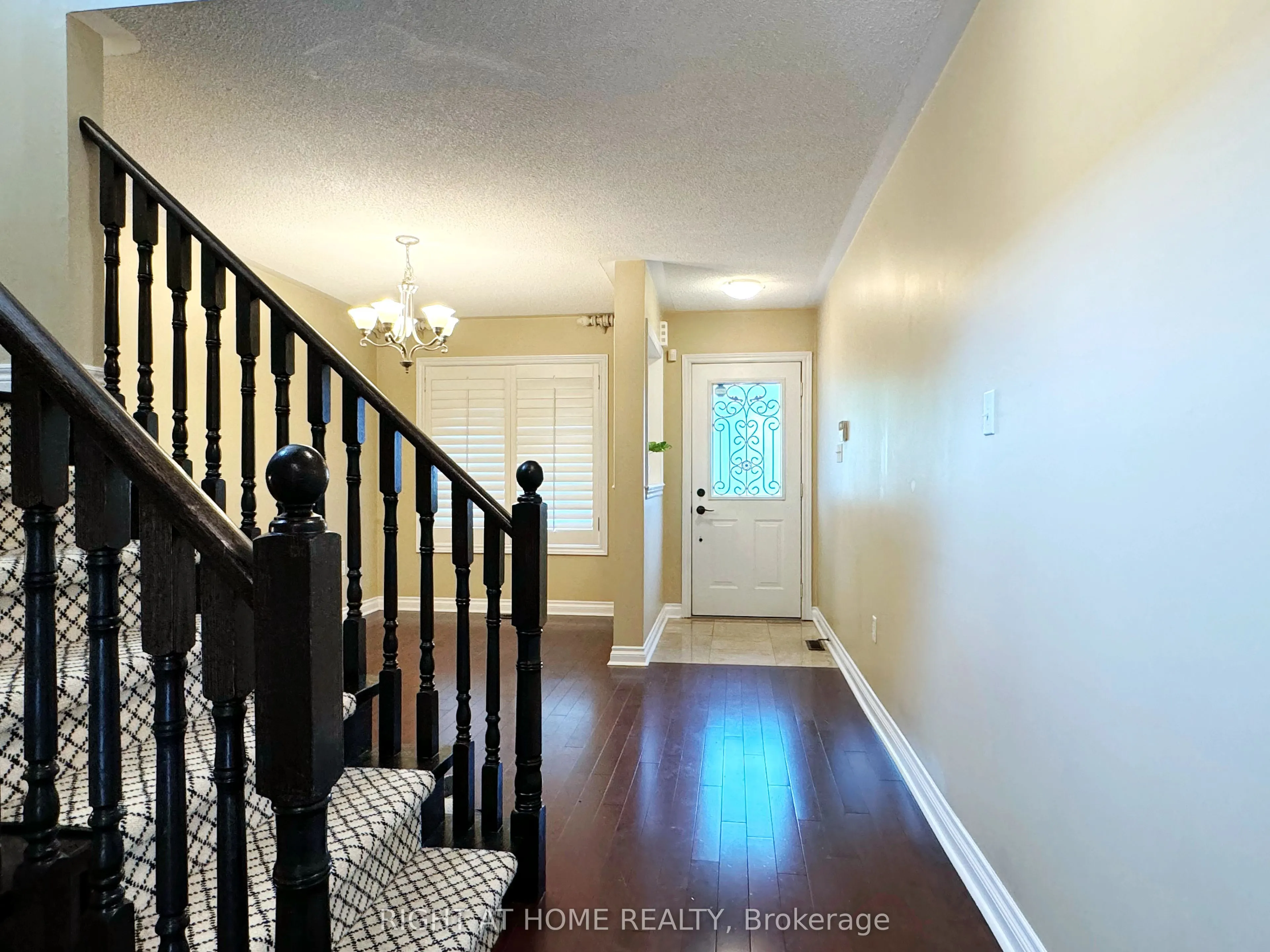 3063 Highbourne Crescent