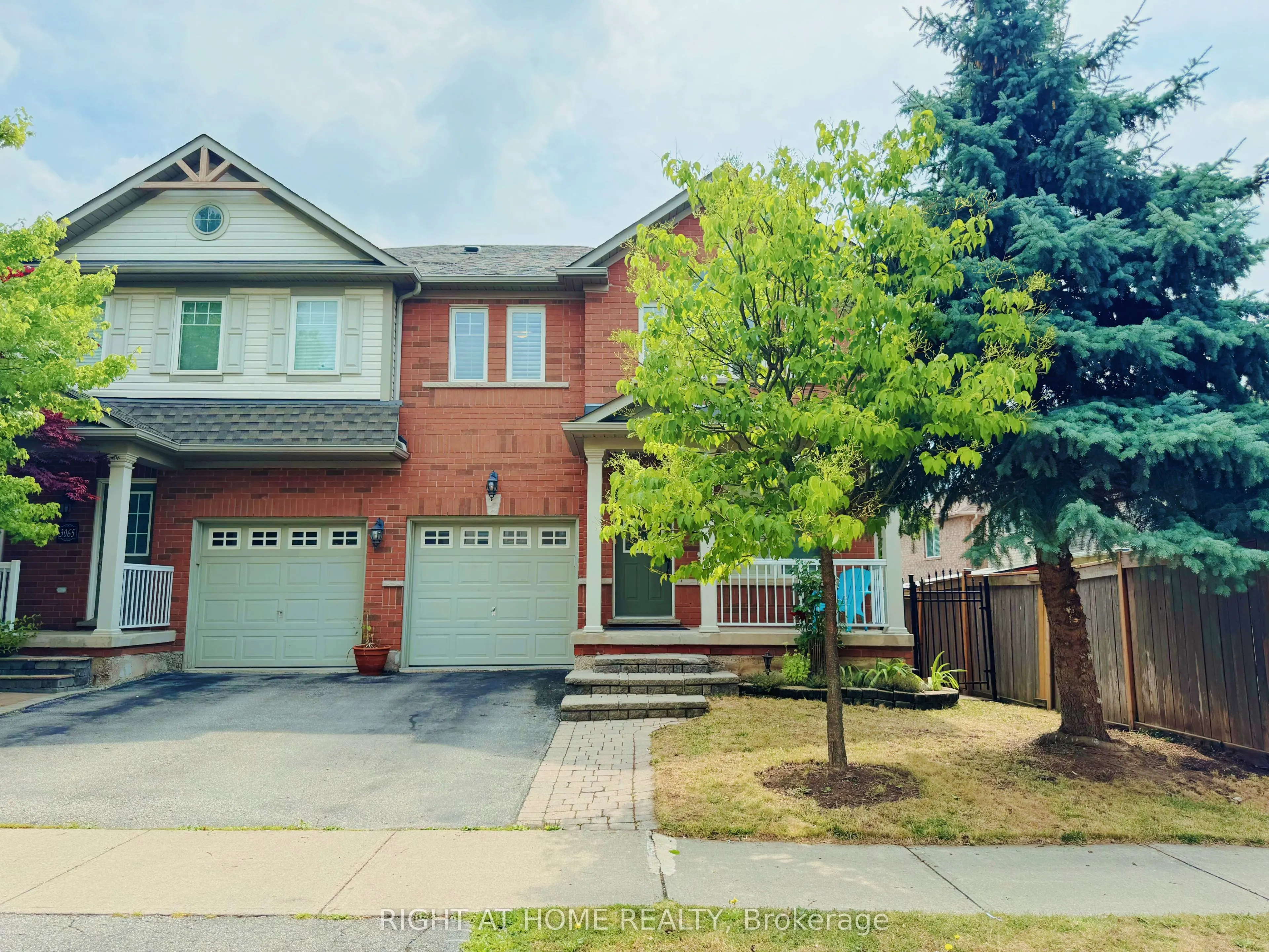3063 Highbourne Crescent