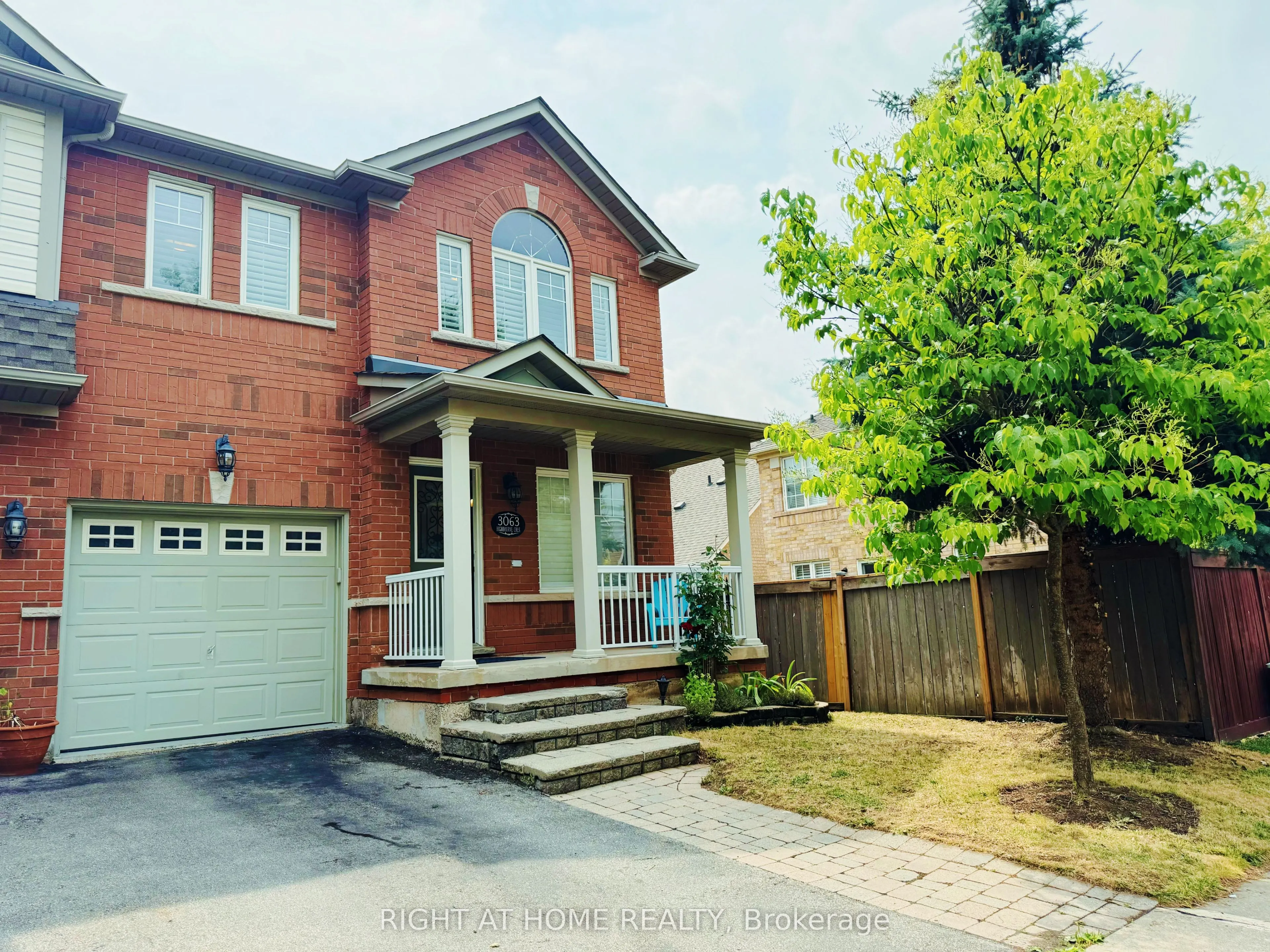 3063 Highbourne Crescent