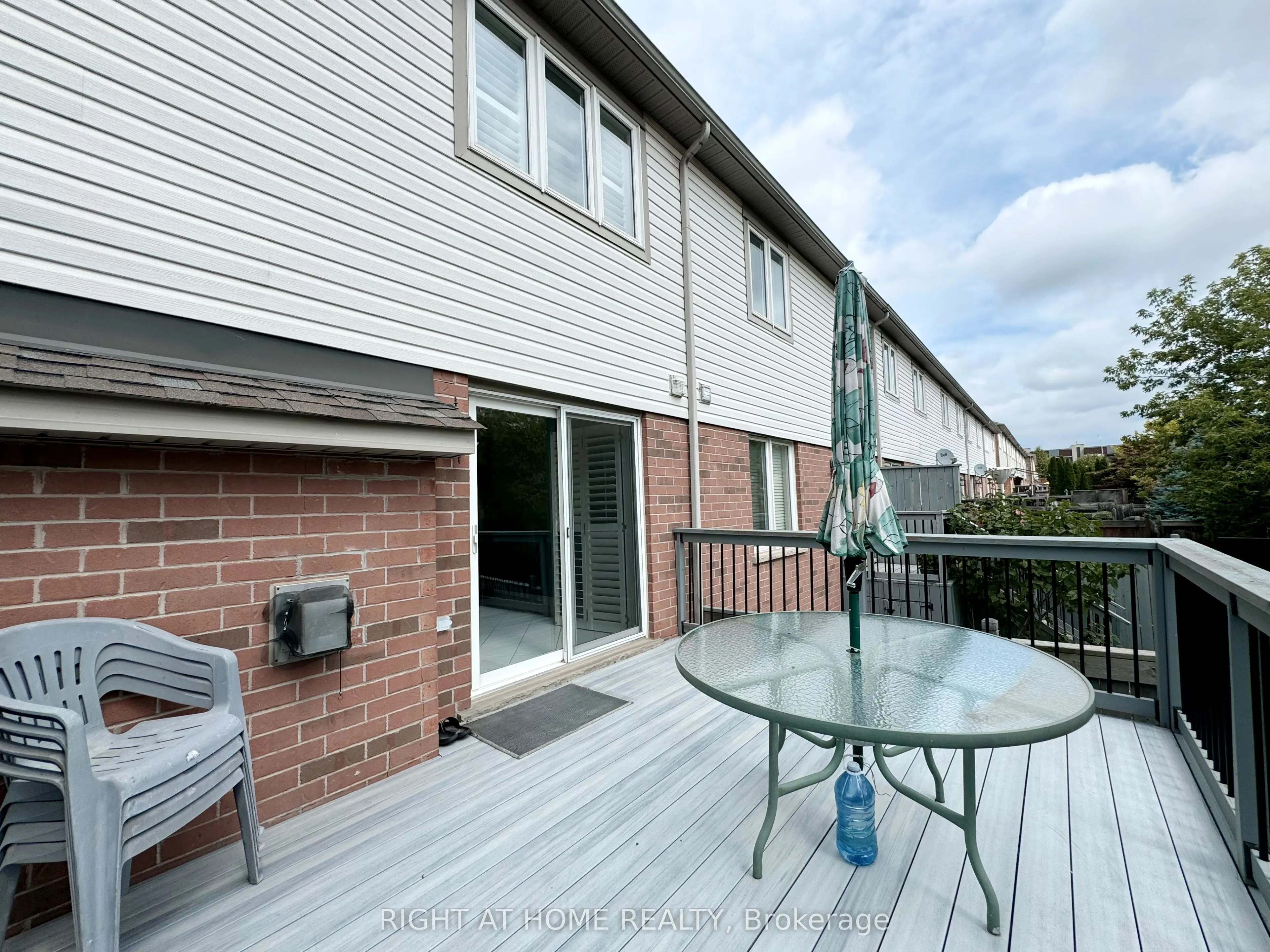 3063 Highbourne Crescent